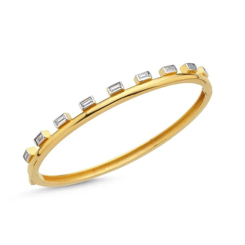 Kenarları Baget Taşlı Bilezik