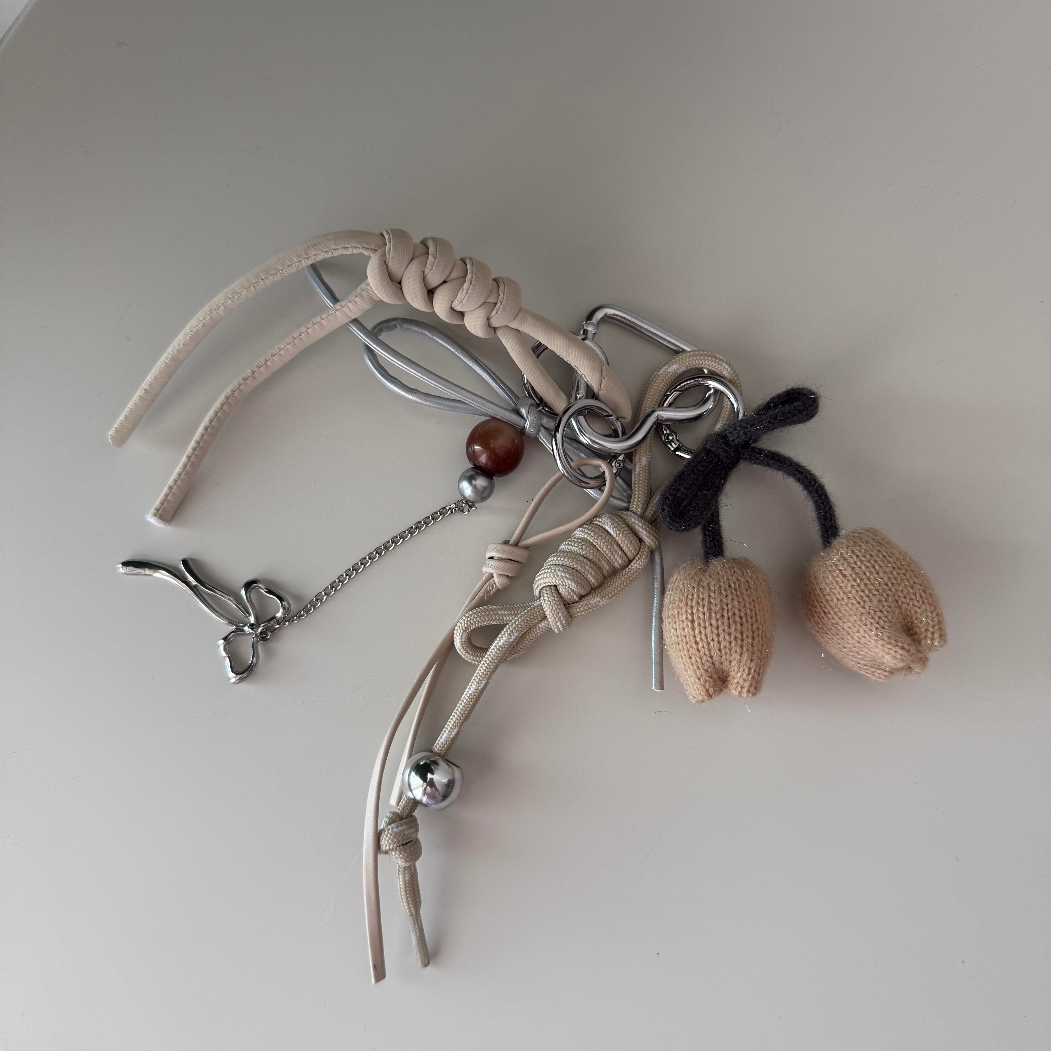 Krem Örgü Charmlı Çanta Aksesuarı&Anahtarlık