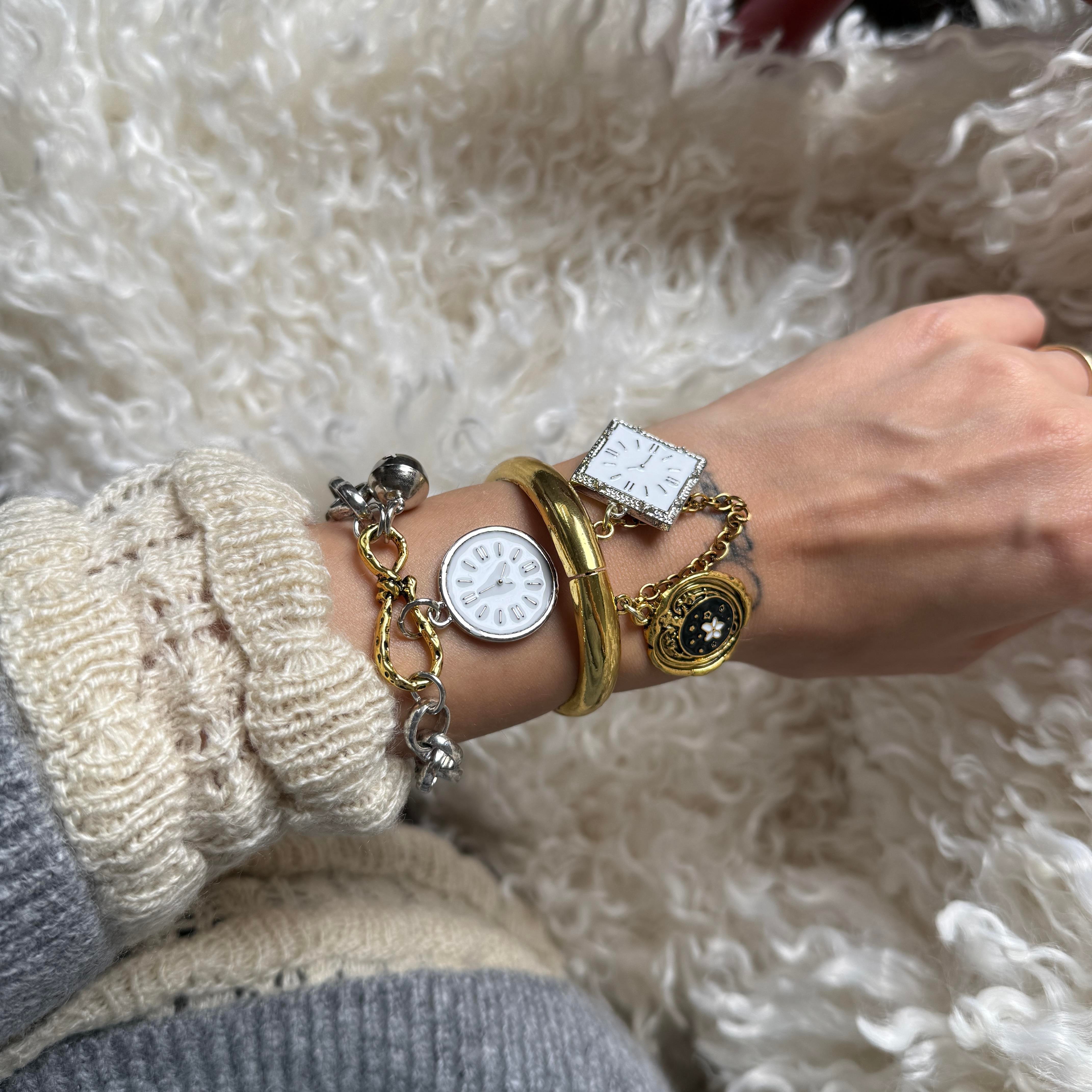 Marka 2li Saat Charm Bileklik