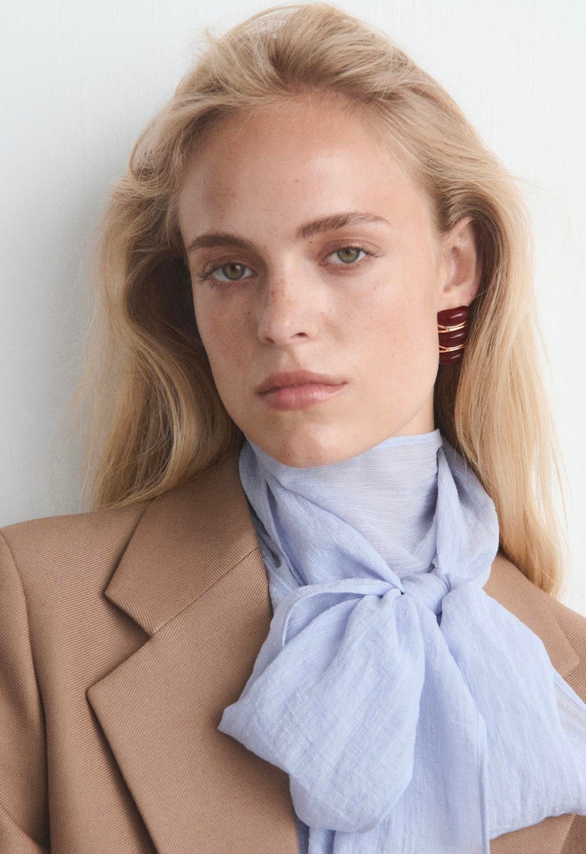 Marka Bordo Bombeli Küpe