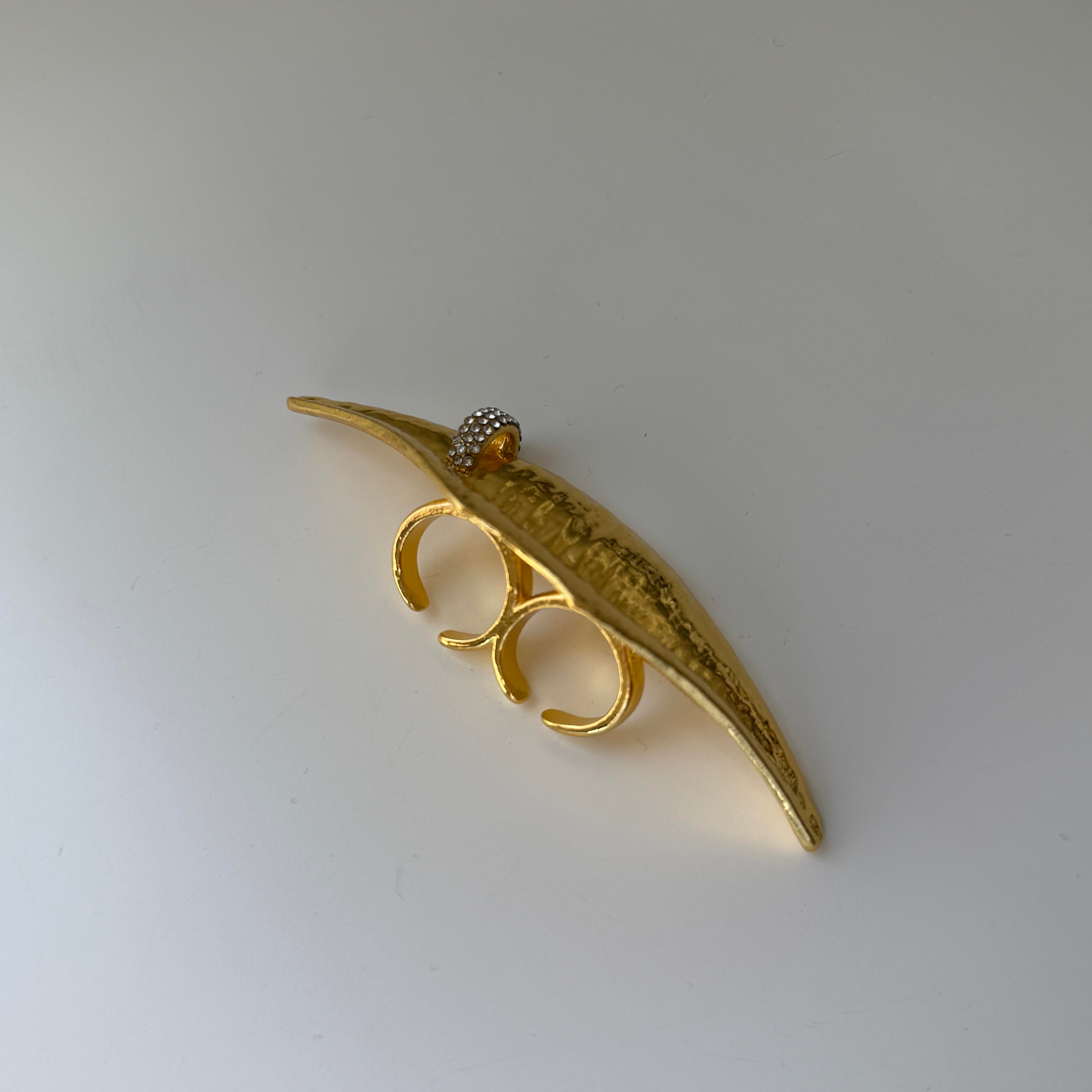 Marka Büyük Dudak Yüzük