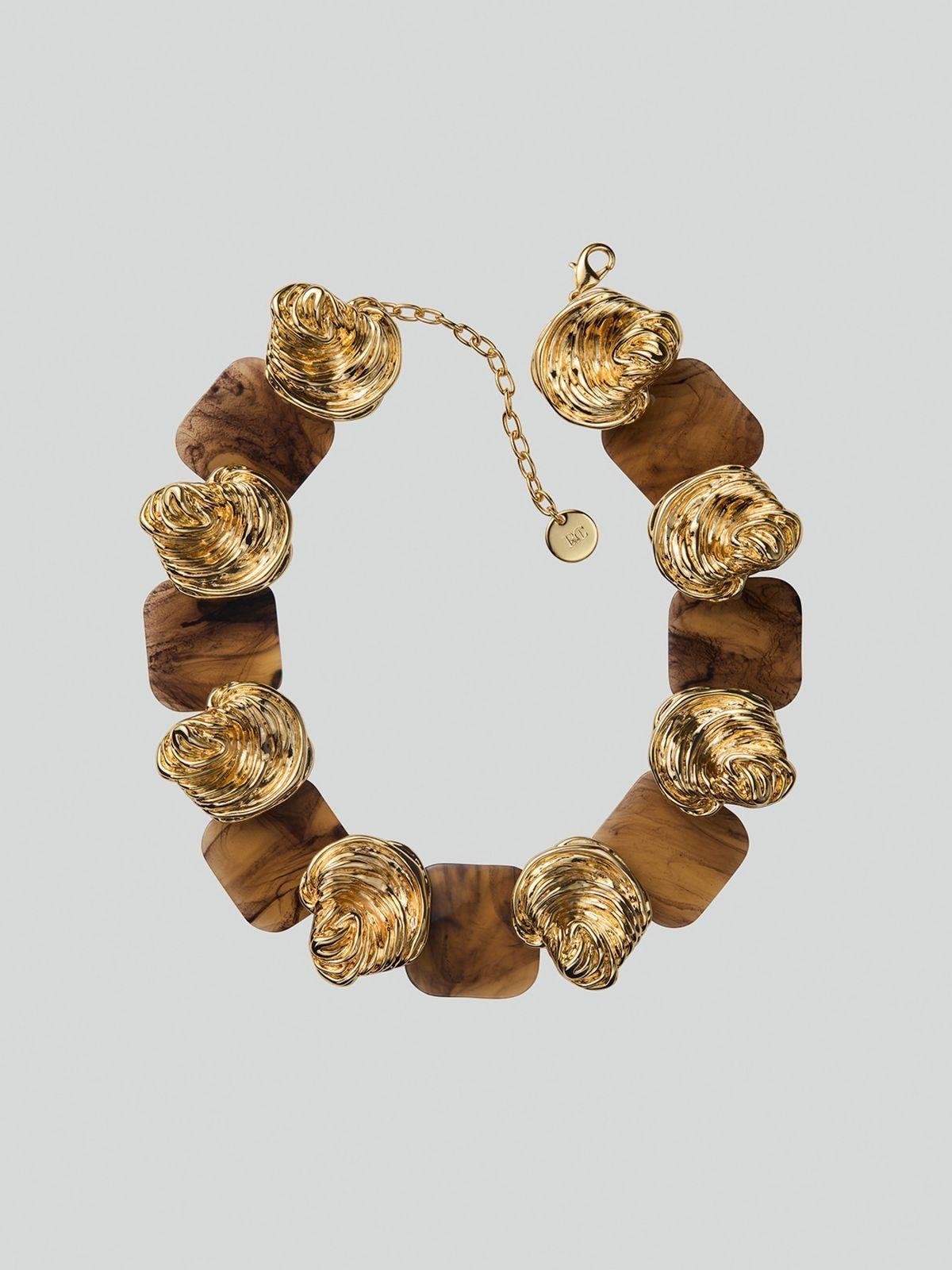 Marka Gold Detaylı Kemik Kolye