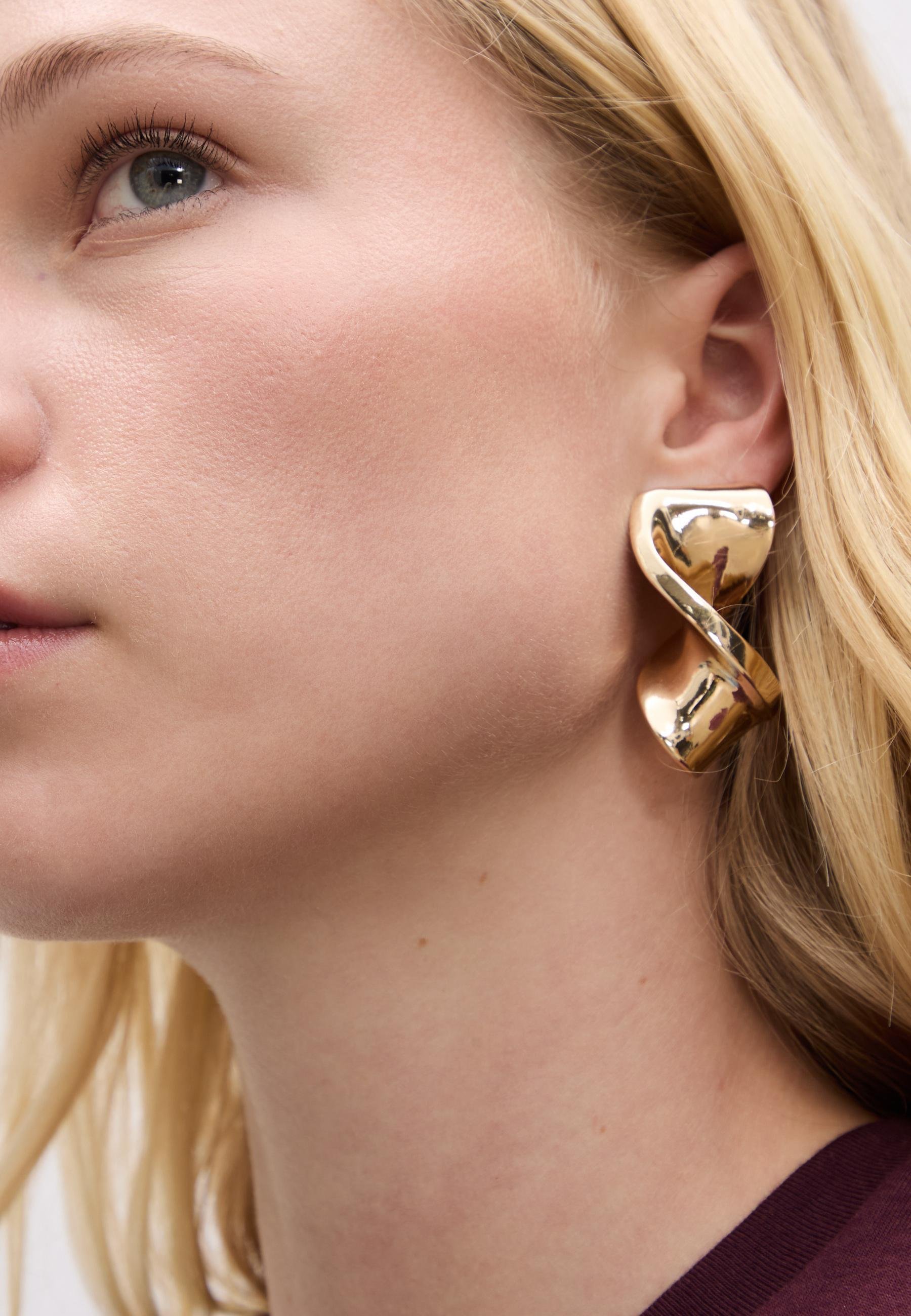 Marka Gold Düğüm Küpe