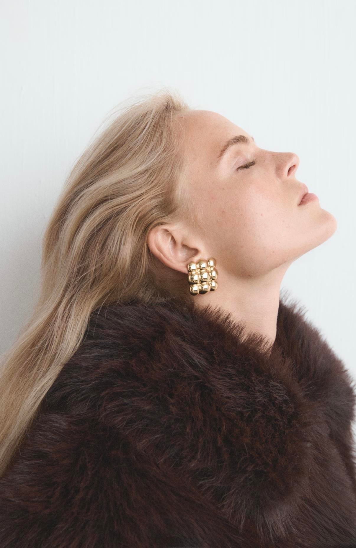 Marka Kare Bombeli Küpe