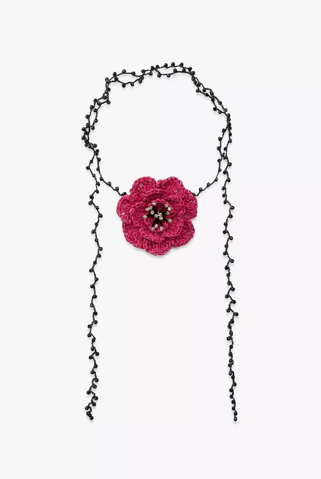 Marka Örgü Çiçek Kolye