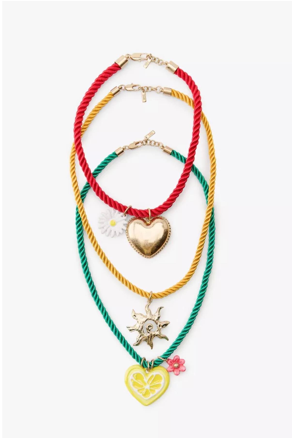 Marka Renkli 3lü Halat Charmlı Kolye