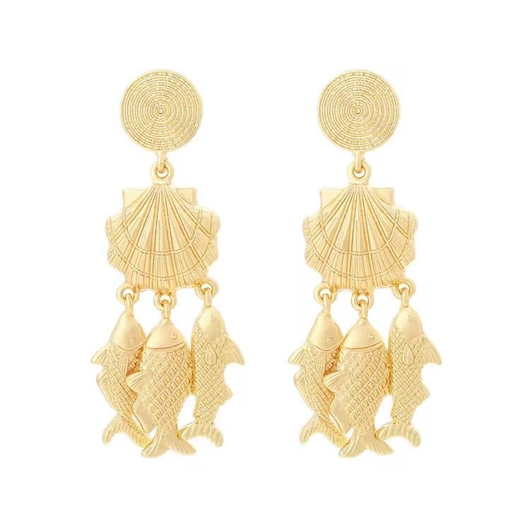 Marka Sallantılı Balık Küpe