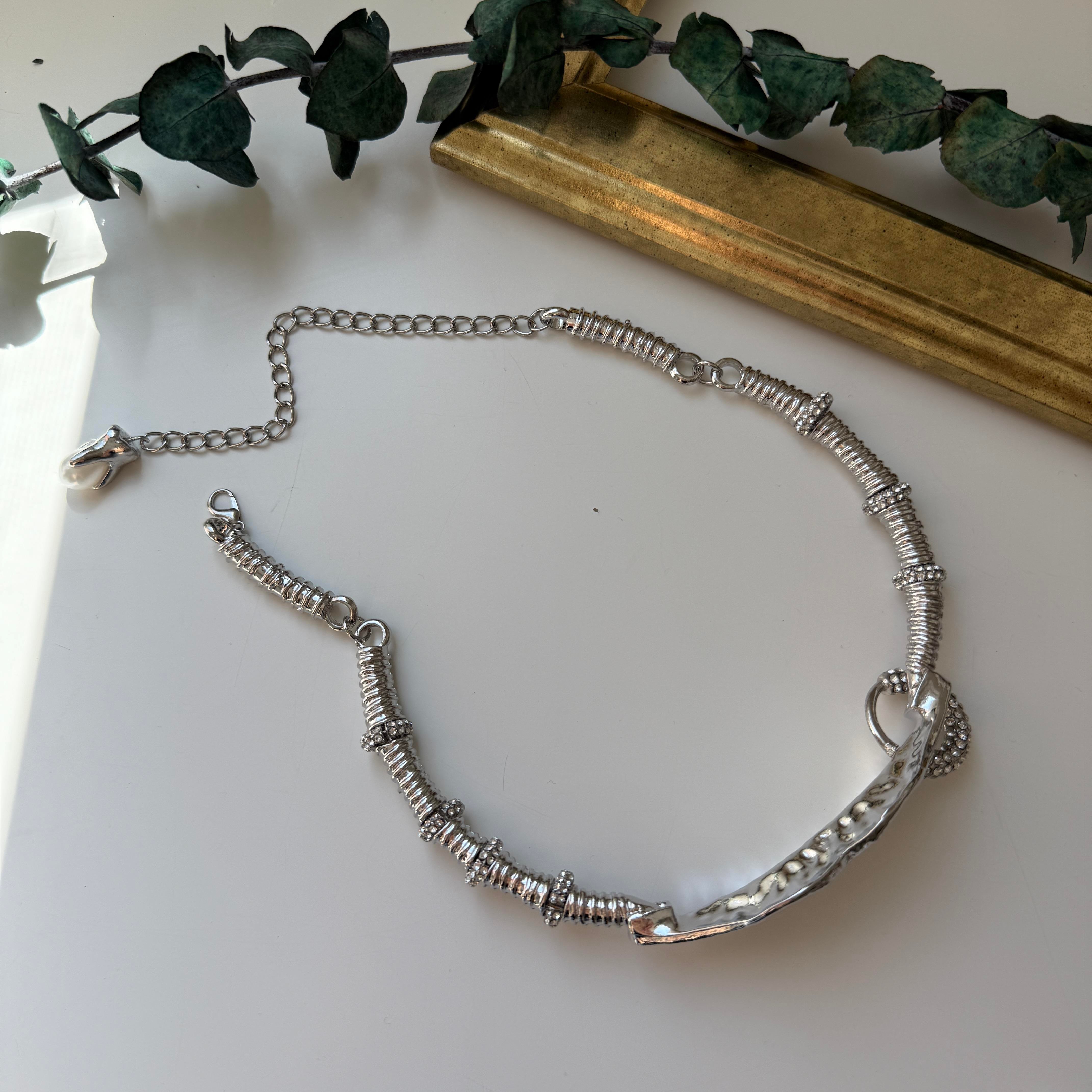 Marka Silver Dudak Choker Kolye