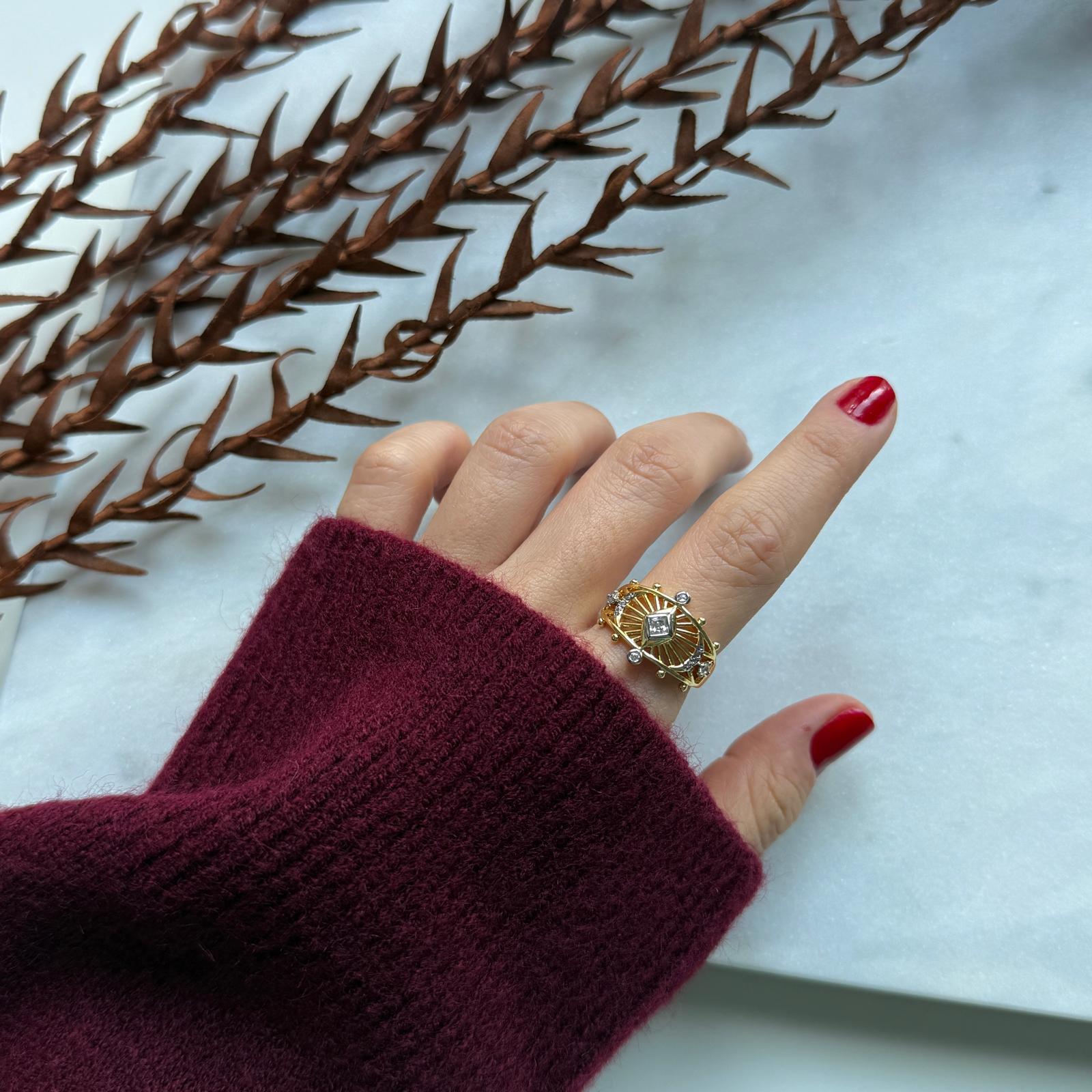 Mix Taşlı Tasarım Yüzük