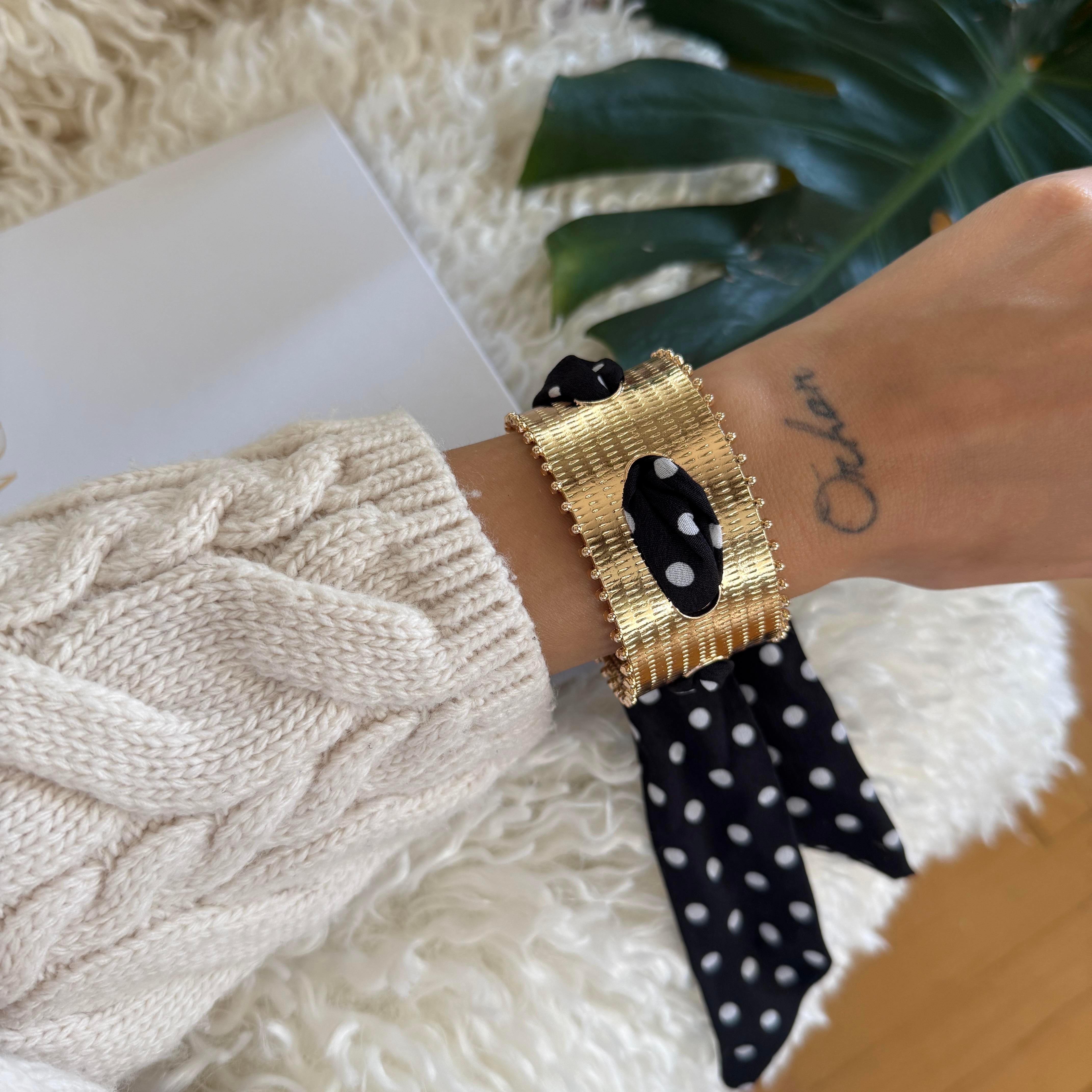 Puantiyeli Fular Bileklik