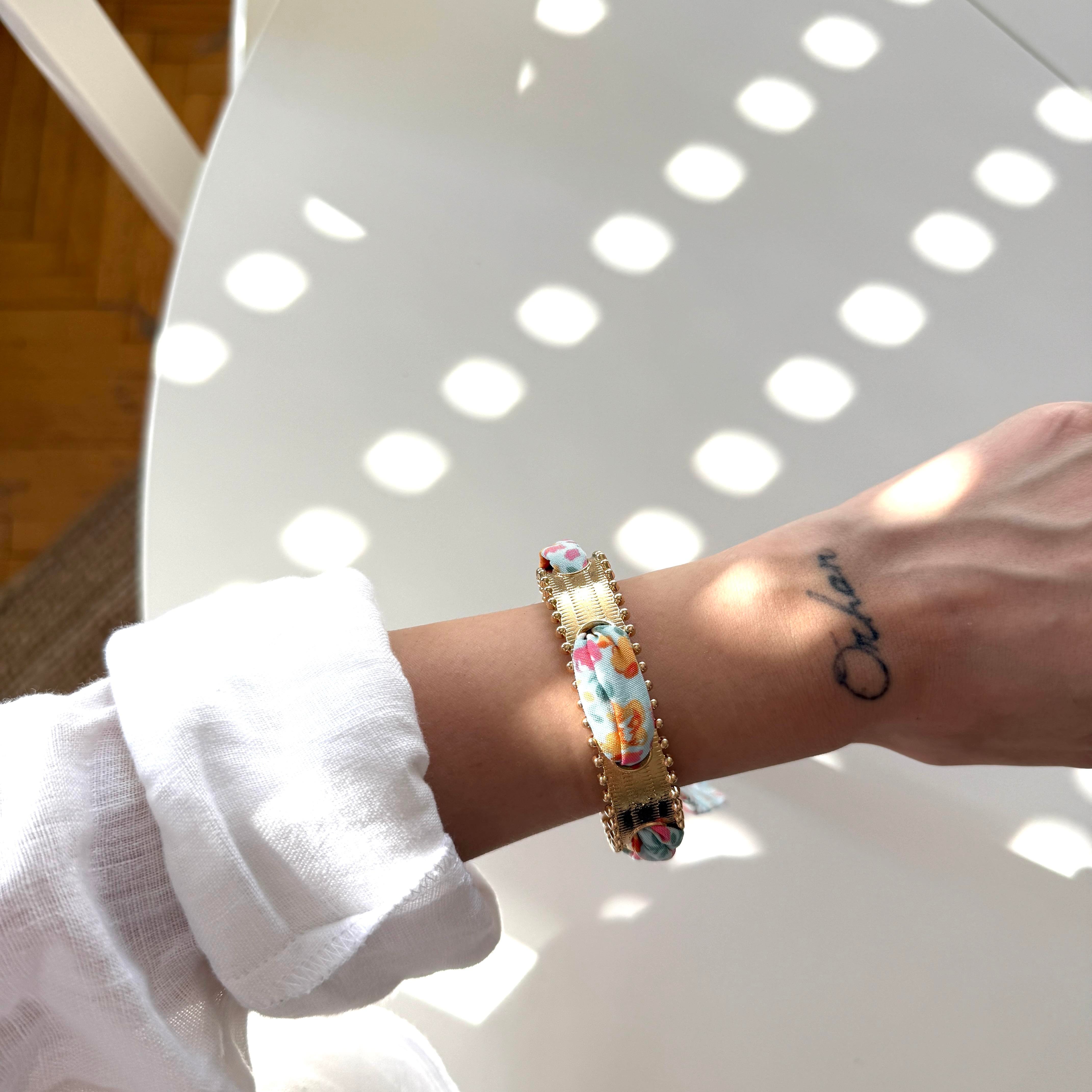 Renkli Çiçekli Fular Bilezik