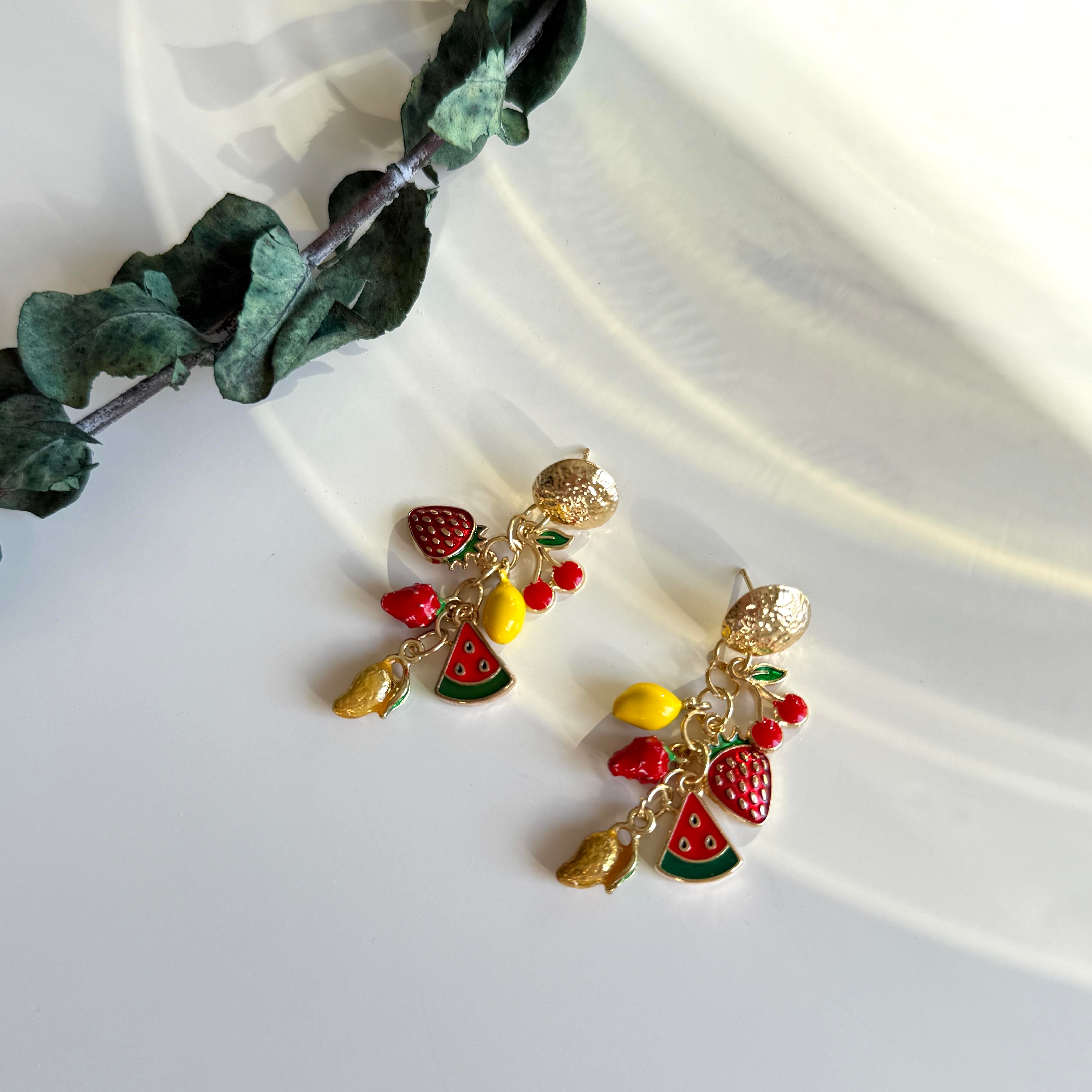 Sallantılı Meyve Charm Küpe