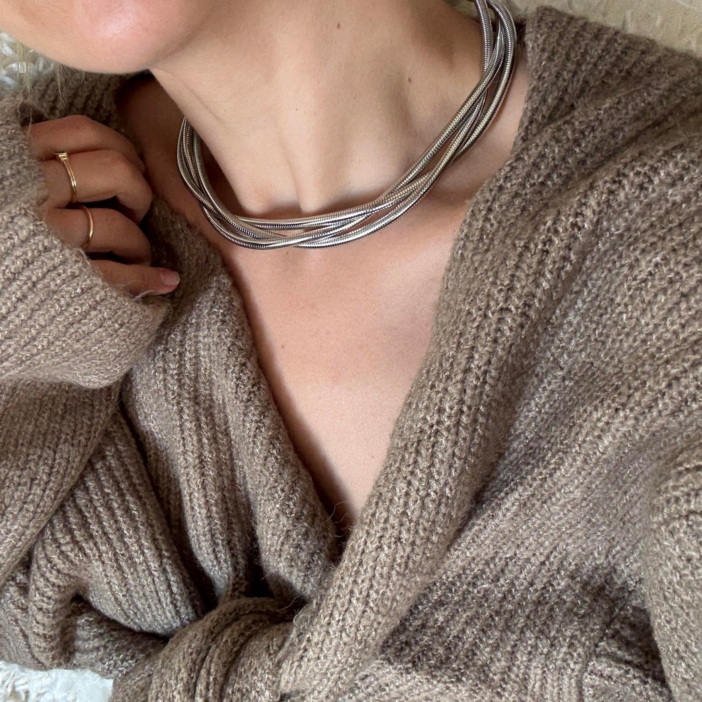 Silver 3lü Burgu Kolye