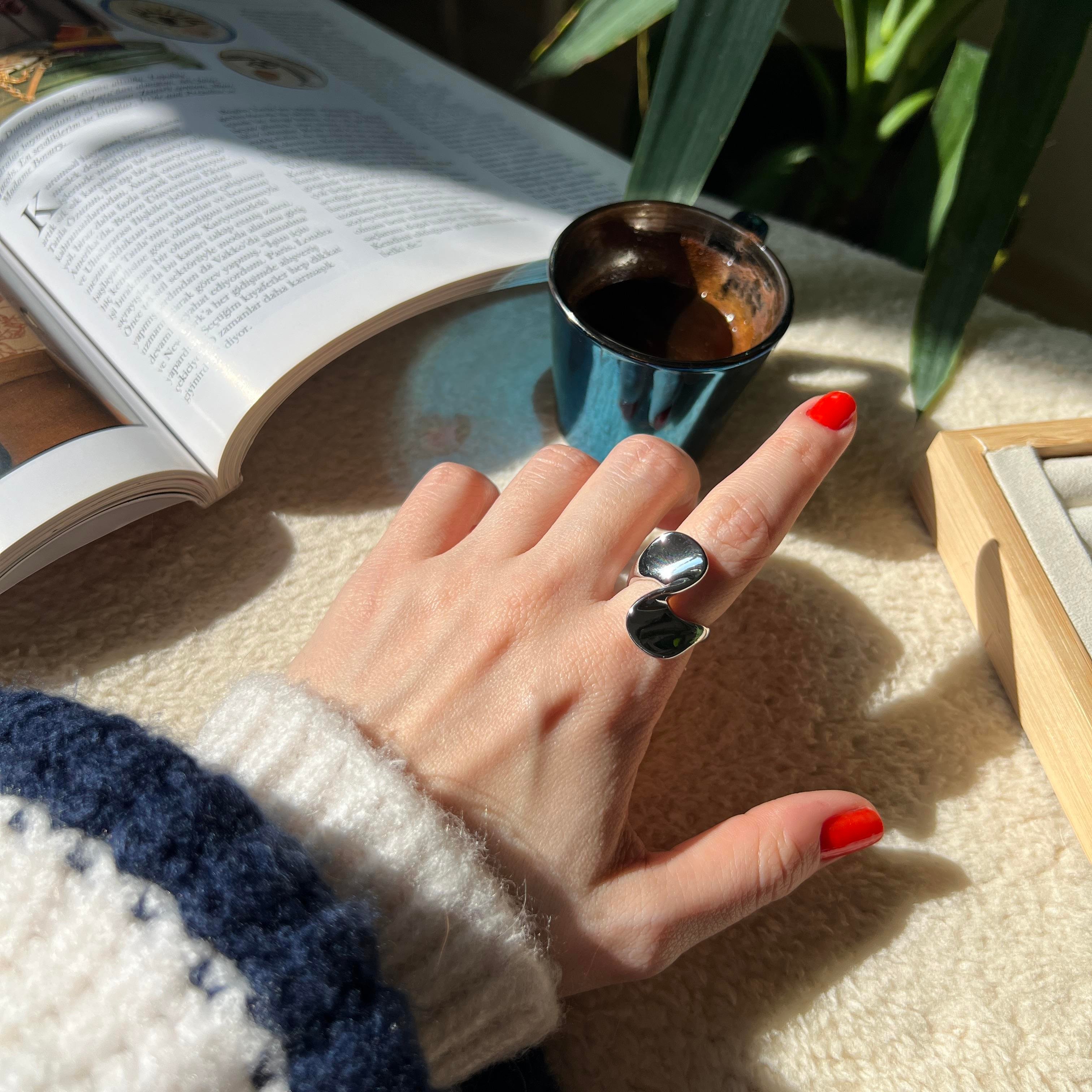 Silver Asimetrik Yüzük