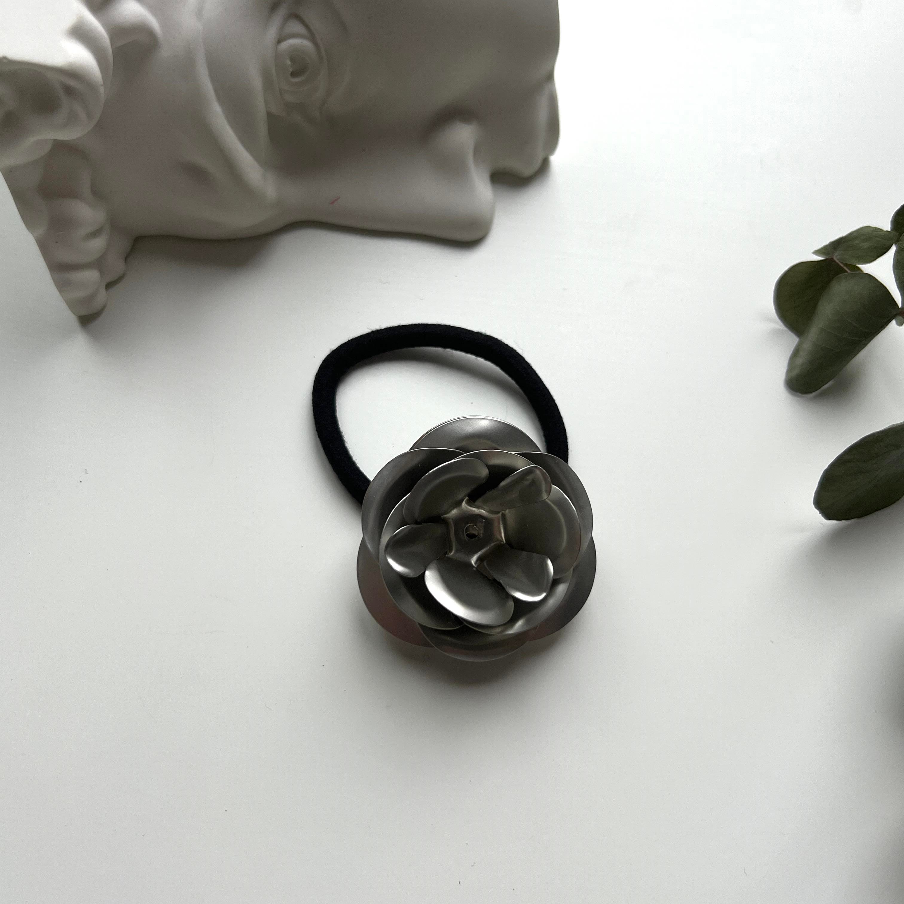 Silver Çiçek Lastik Toka