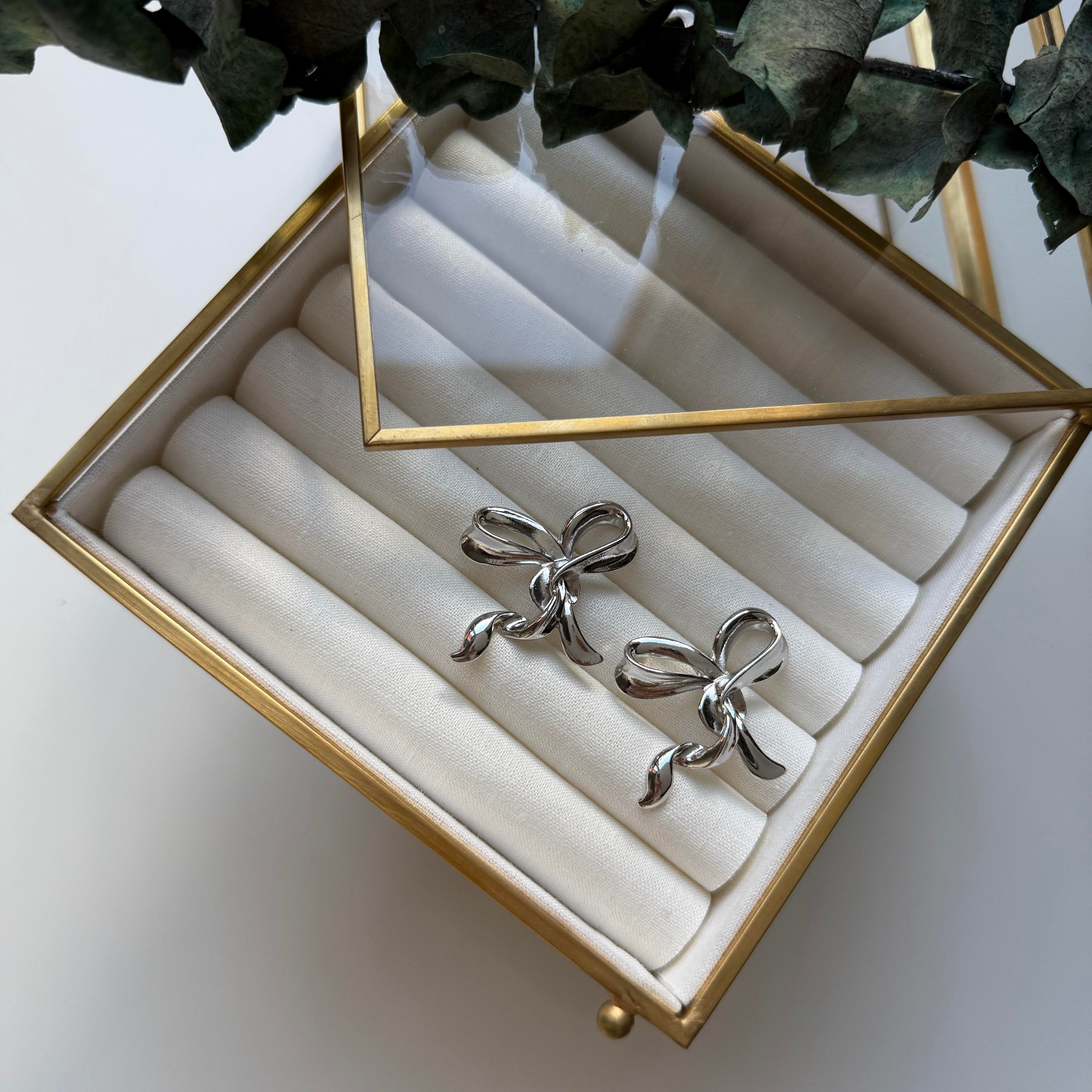 Silver Fiyonk Küpe