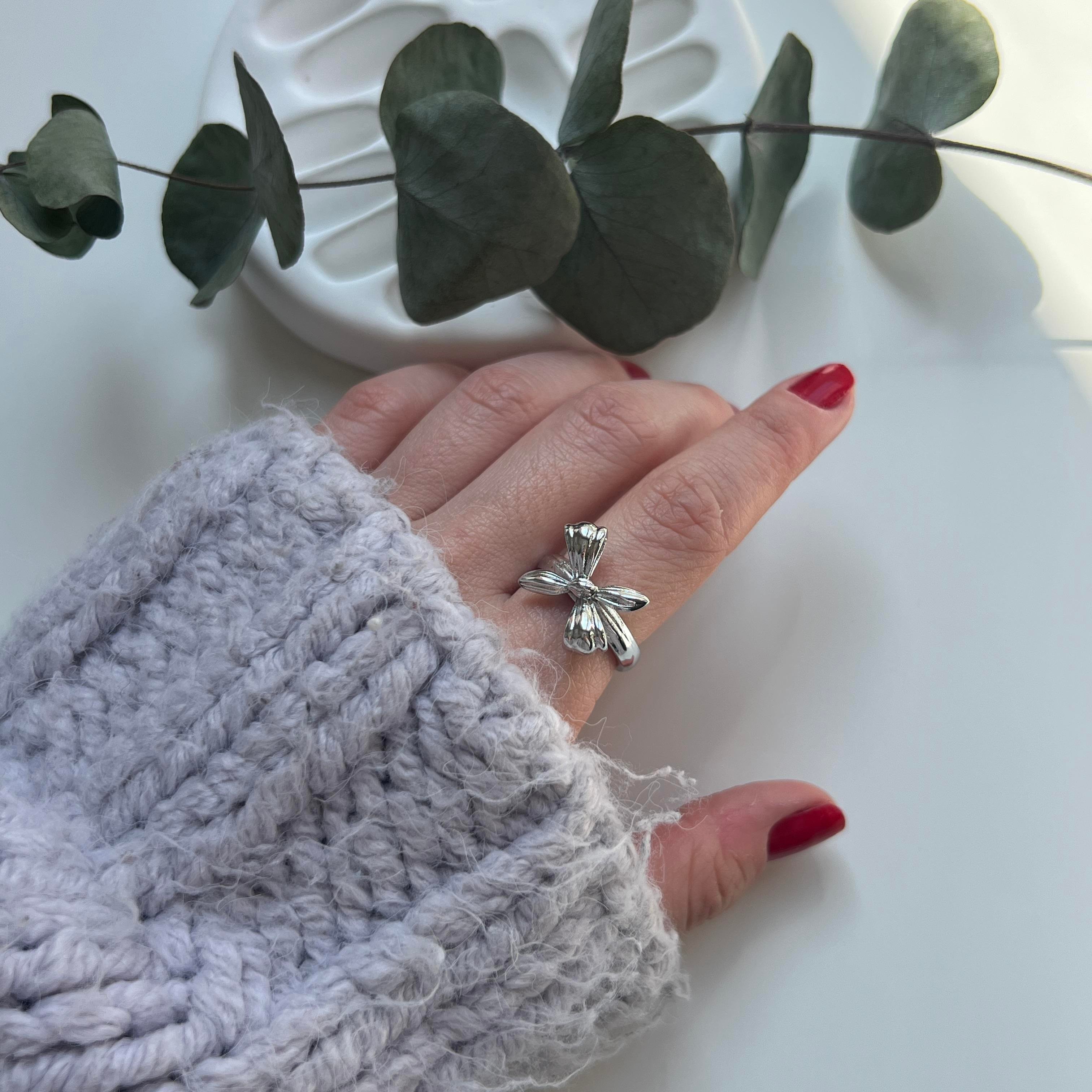 Silver Fiyonk Yüzük