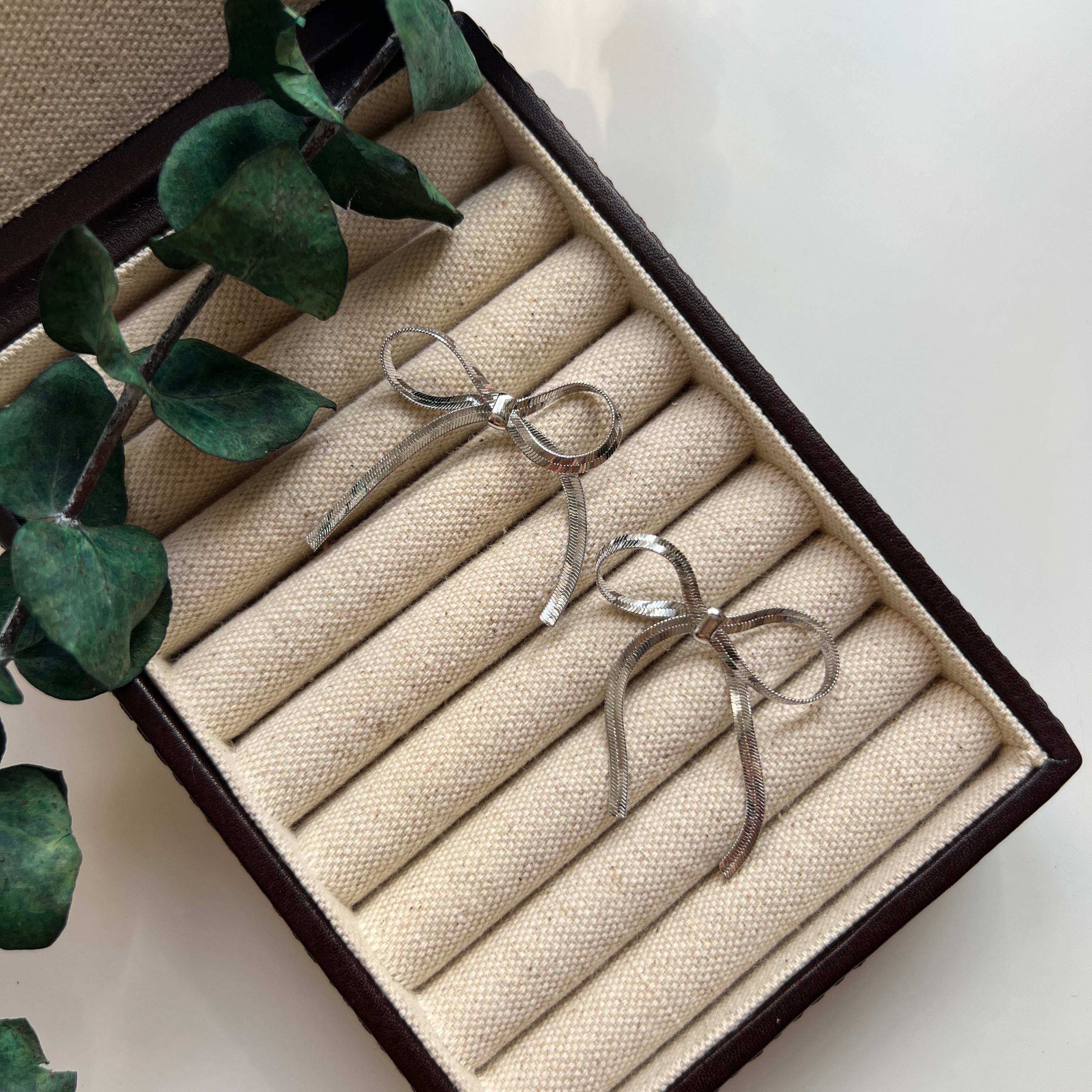 Silver İtalyan Fiyonk Küpe