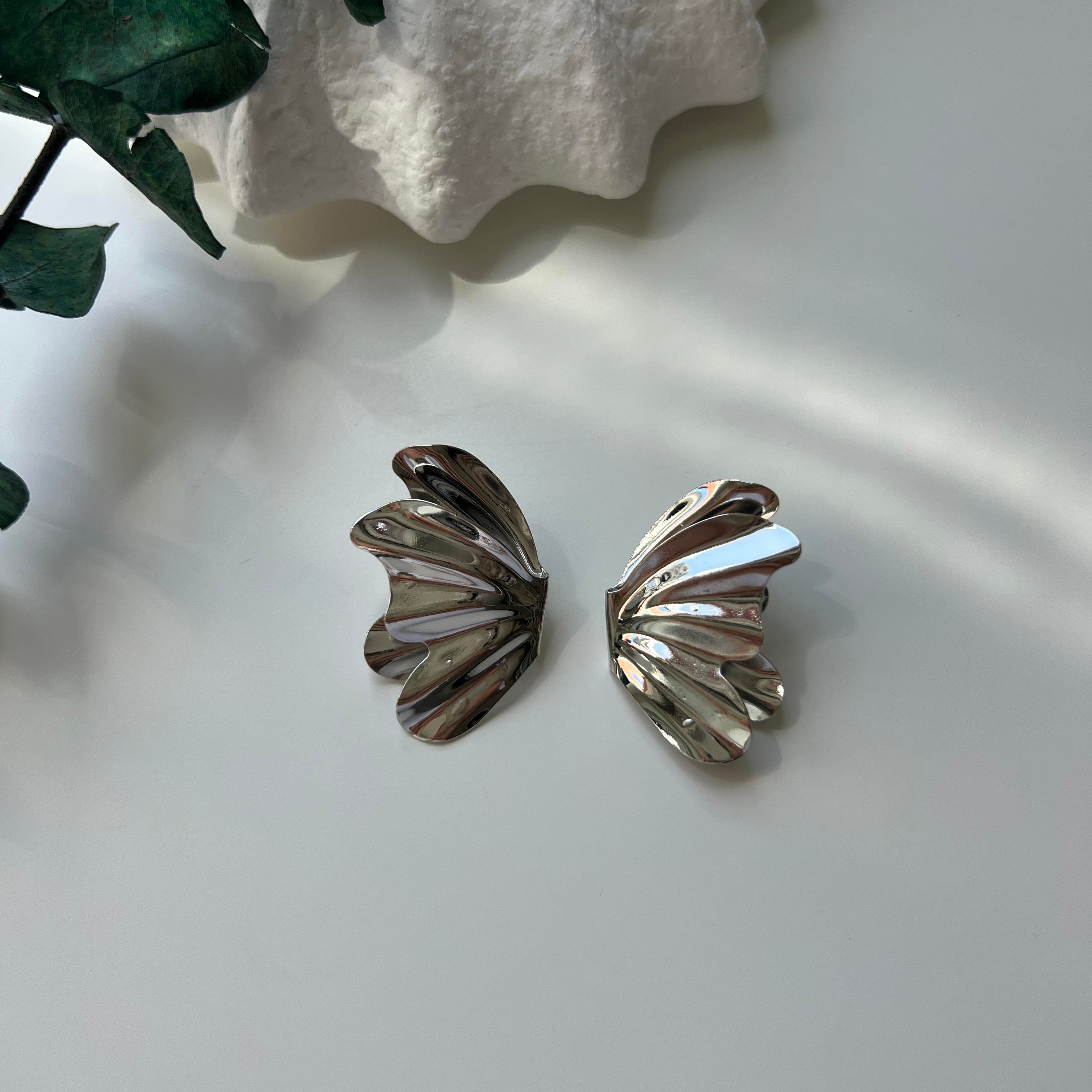 Silver Kelebek Küpe