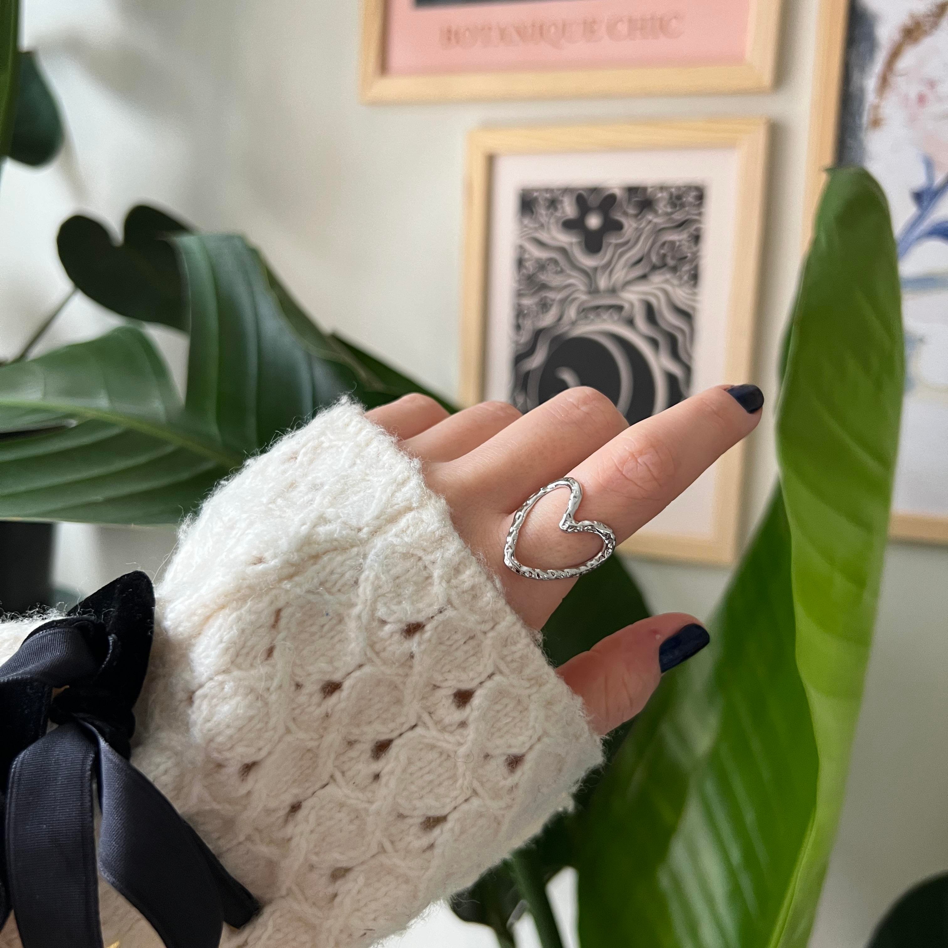 Silver Ortası Boş Kalp Yüzük