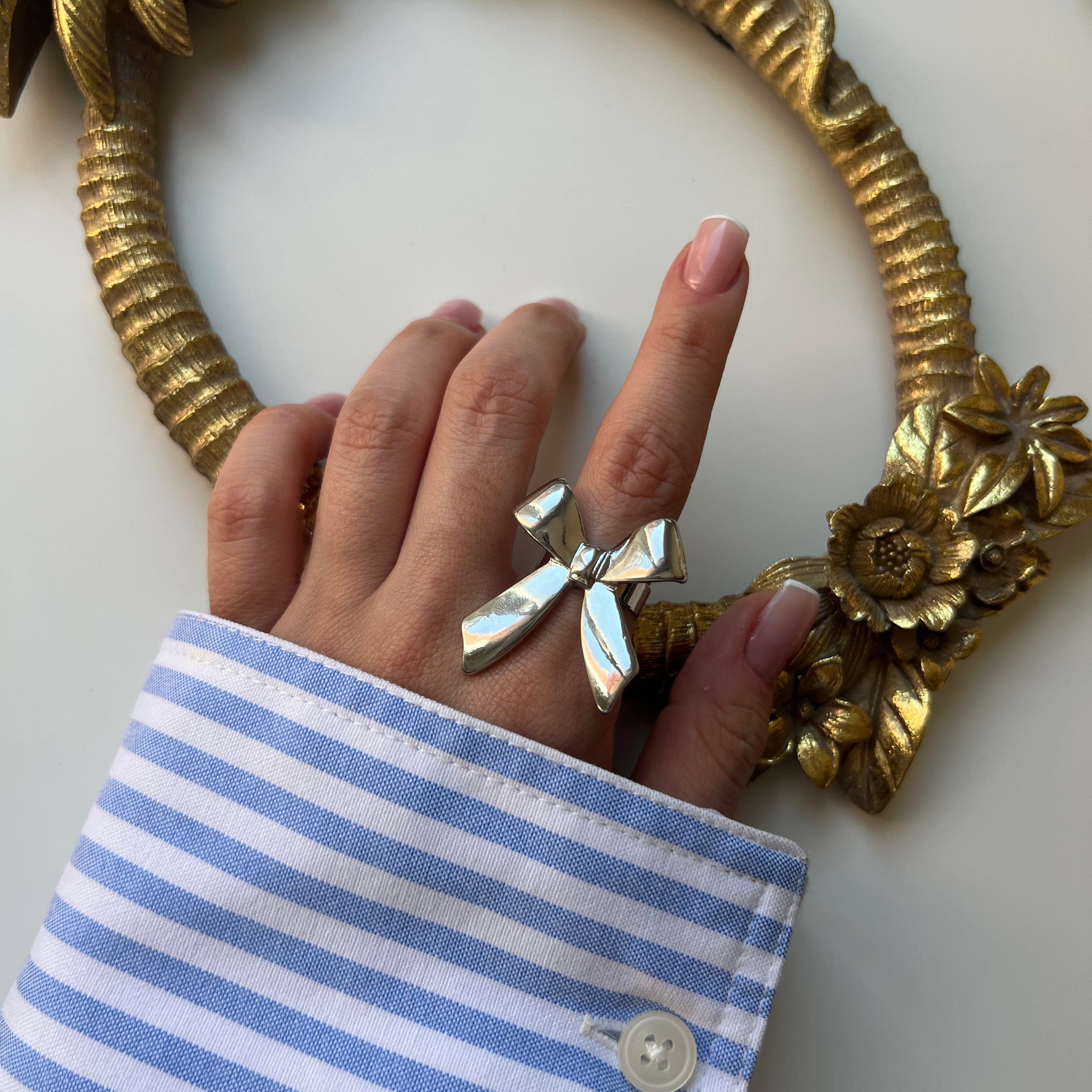 Silver Parlak Fiyonk Yüzük