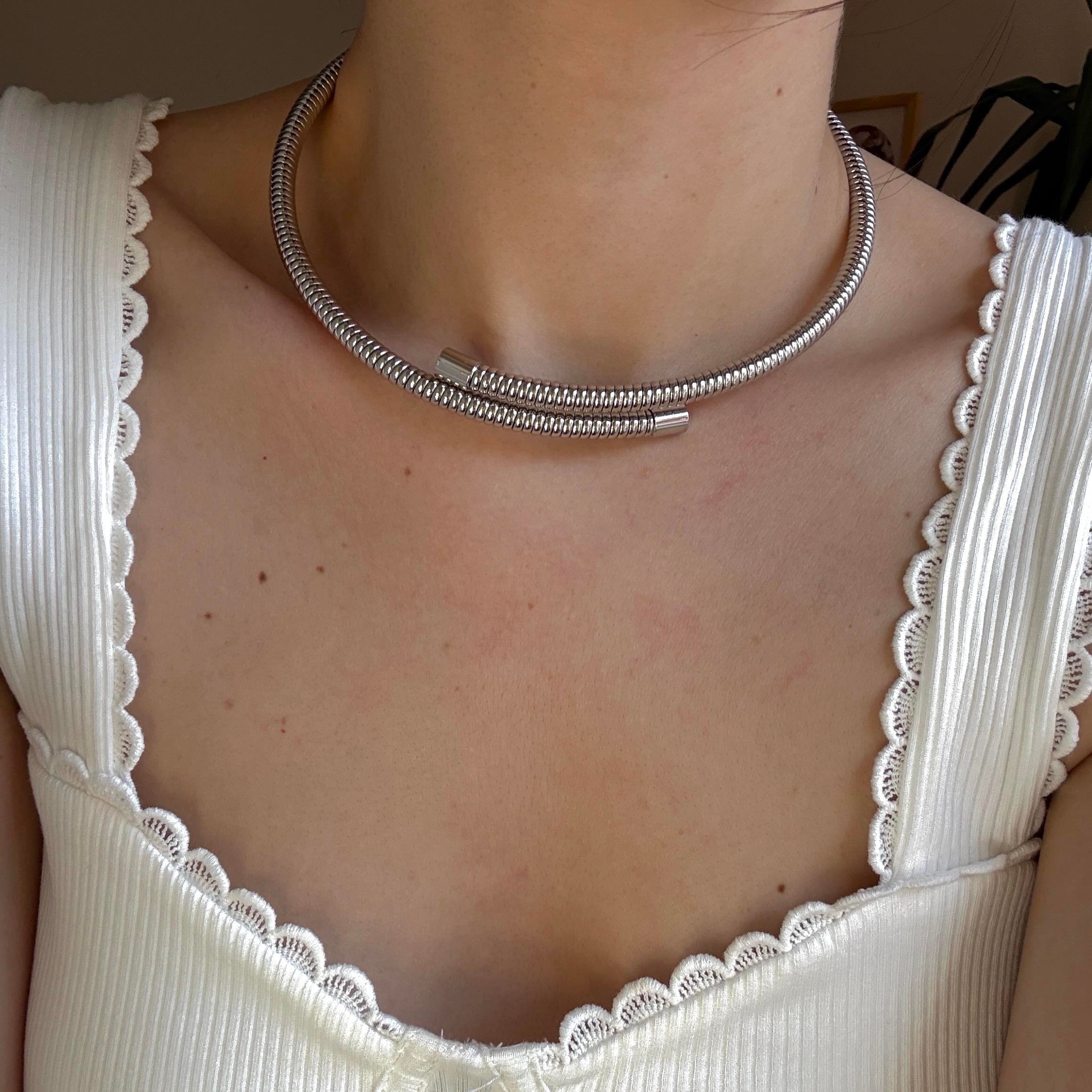Silver Spiral Bombeli Choker Kolye