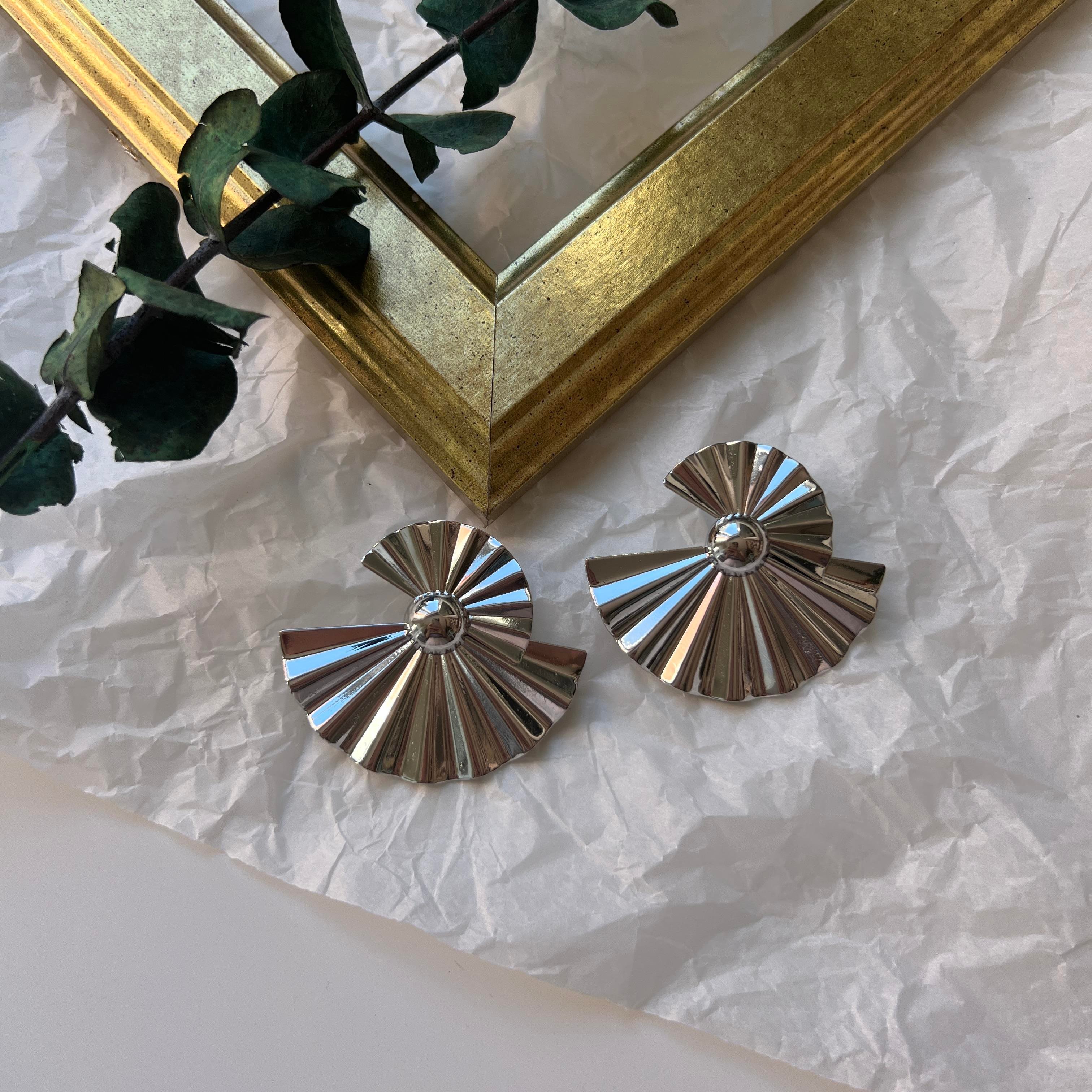 Silver Yelpaze Küpe