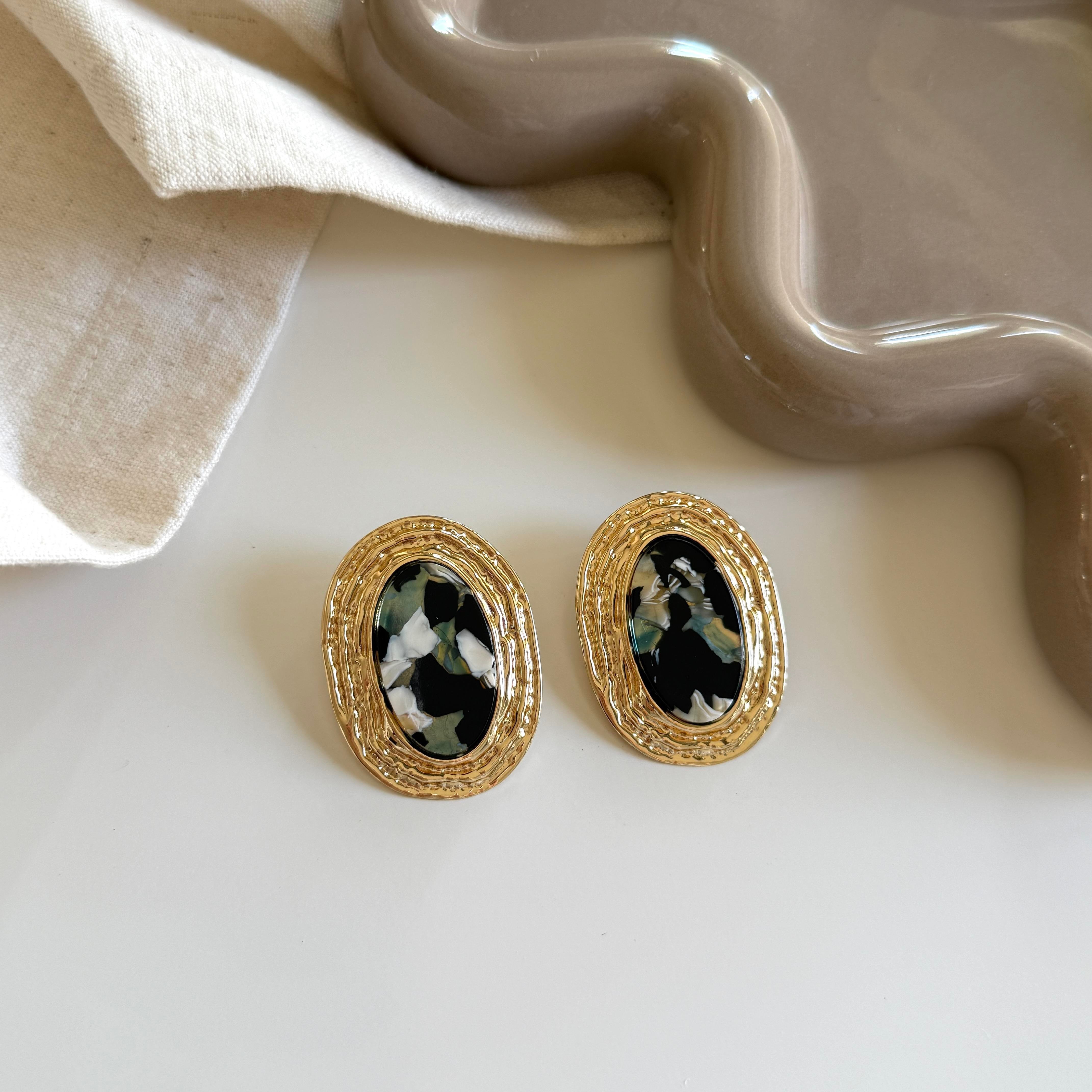 Siyah Mermer Görünümlü Vintage Küpe