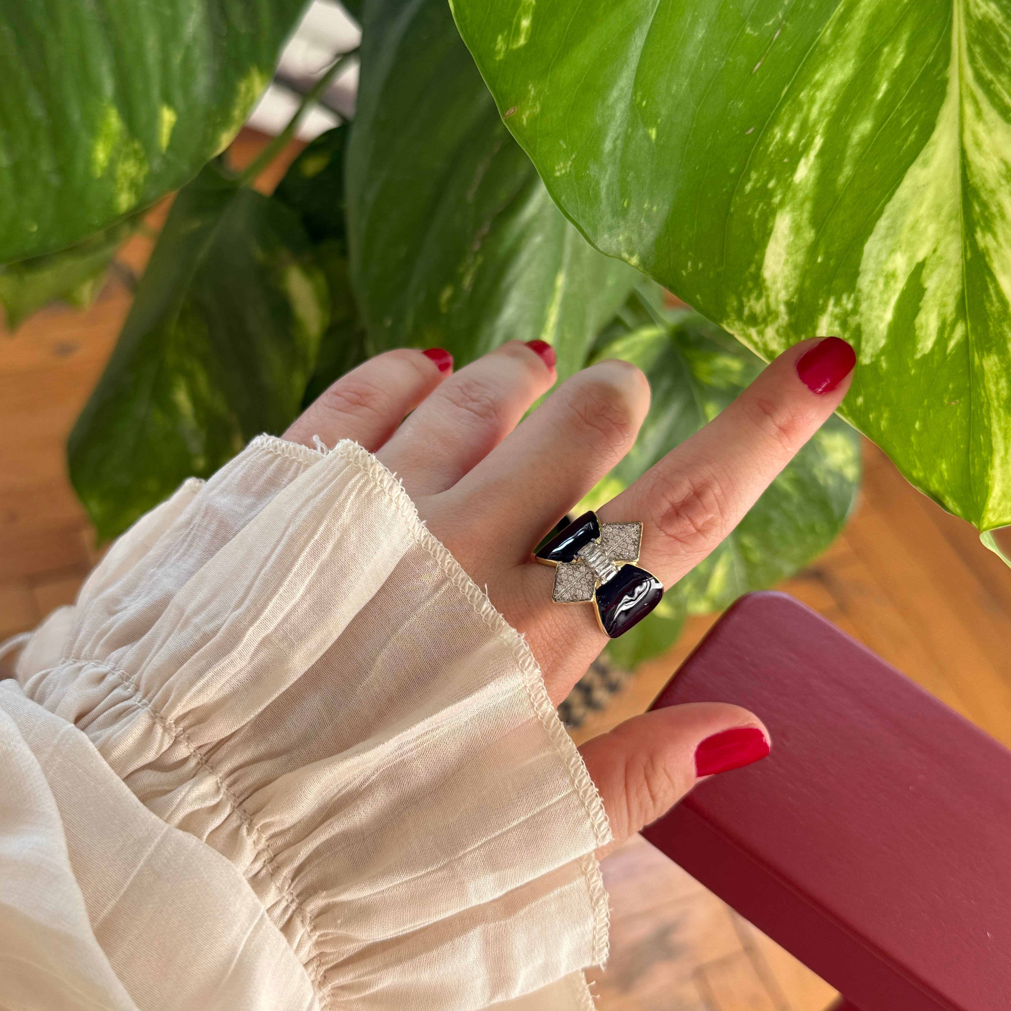 Siyah Mineli Taşlı Vintage Yüzük