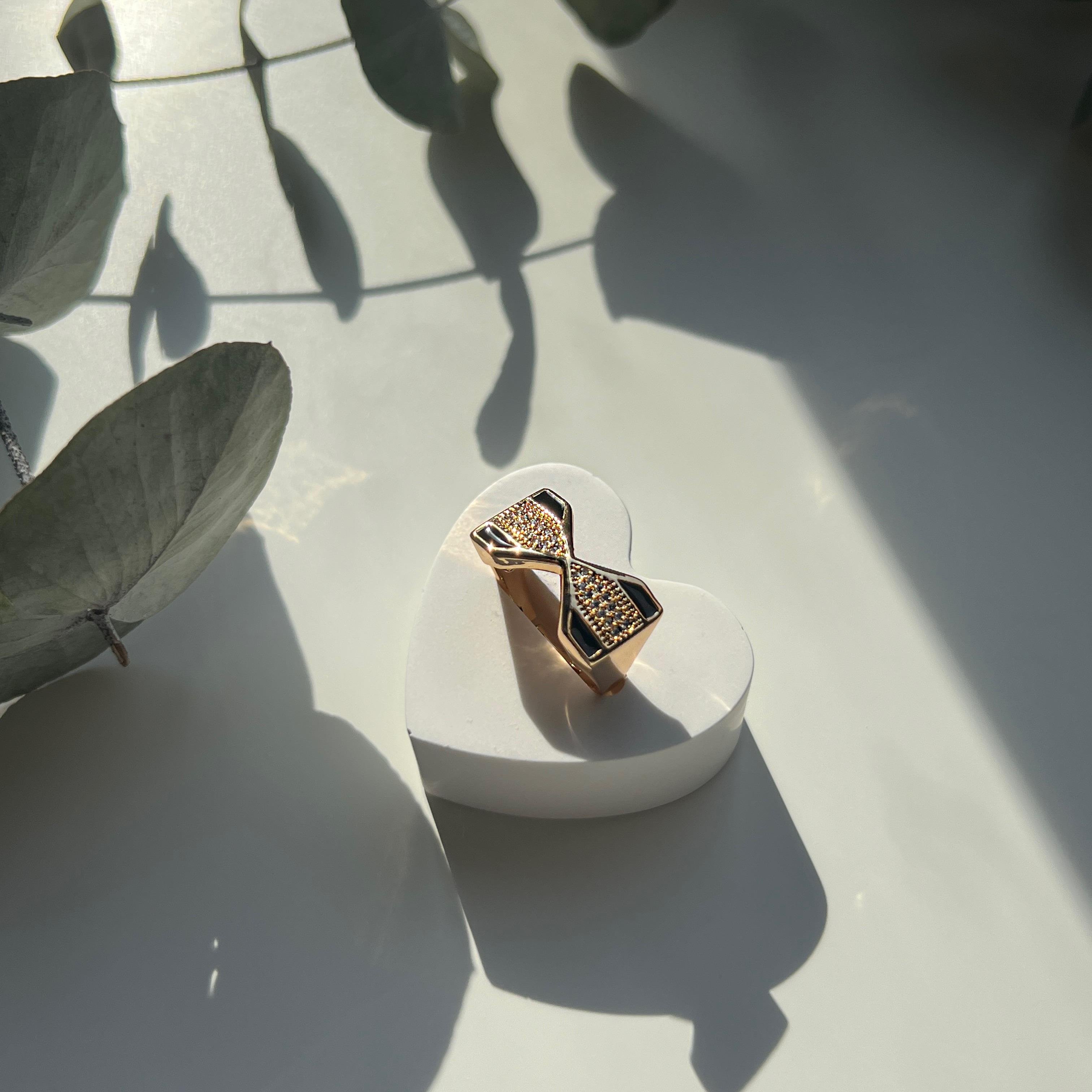 Siyah Taşlı Vintage Yüzük