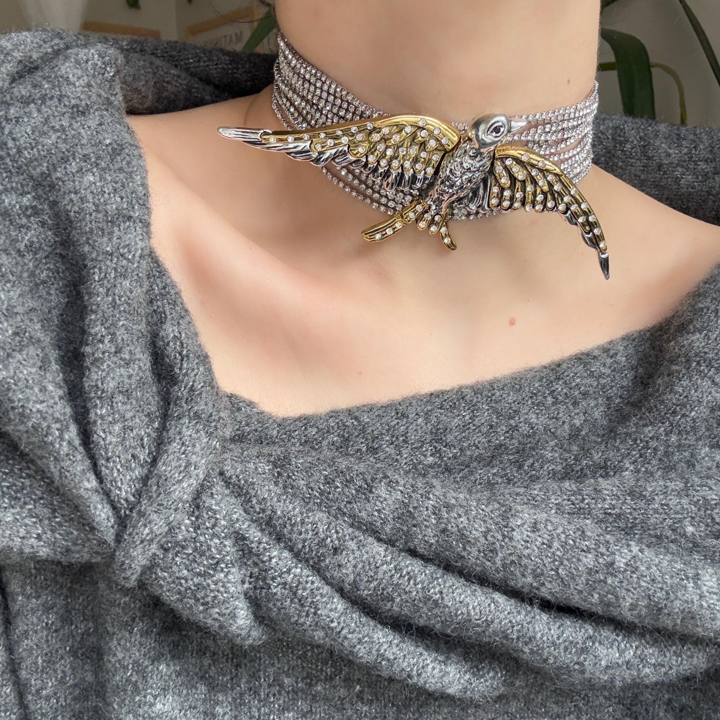 Taşlı Büyük Kırlangıç Choker Kolye