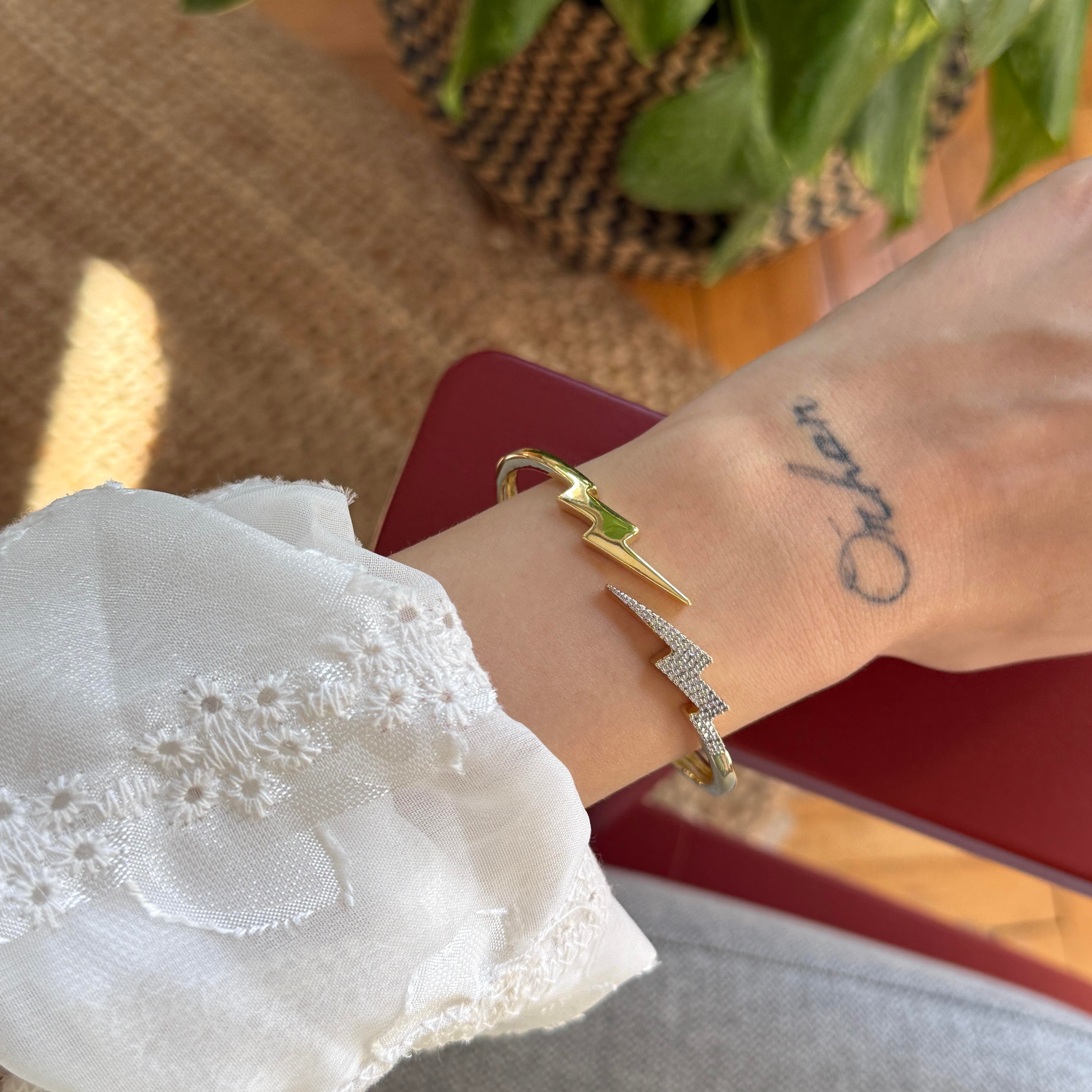 Taşlı Şimşek Bilezik