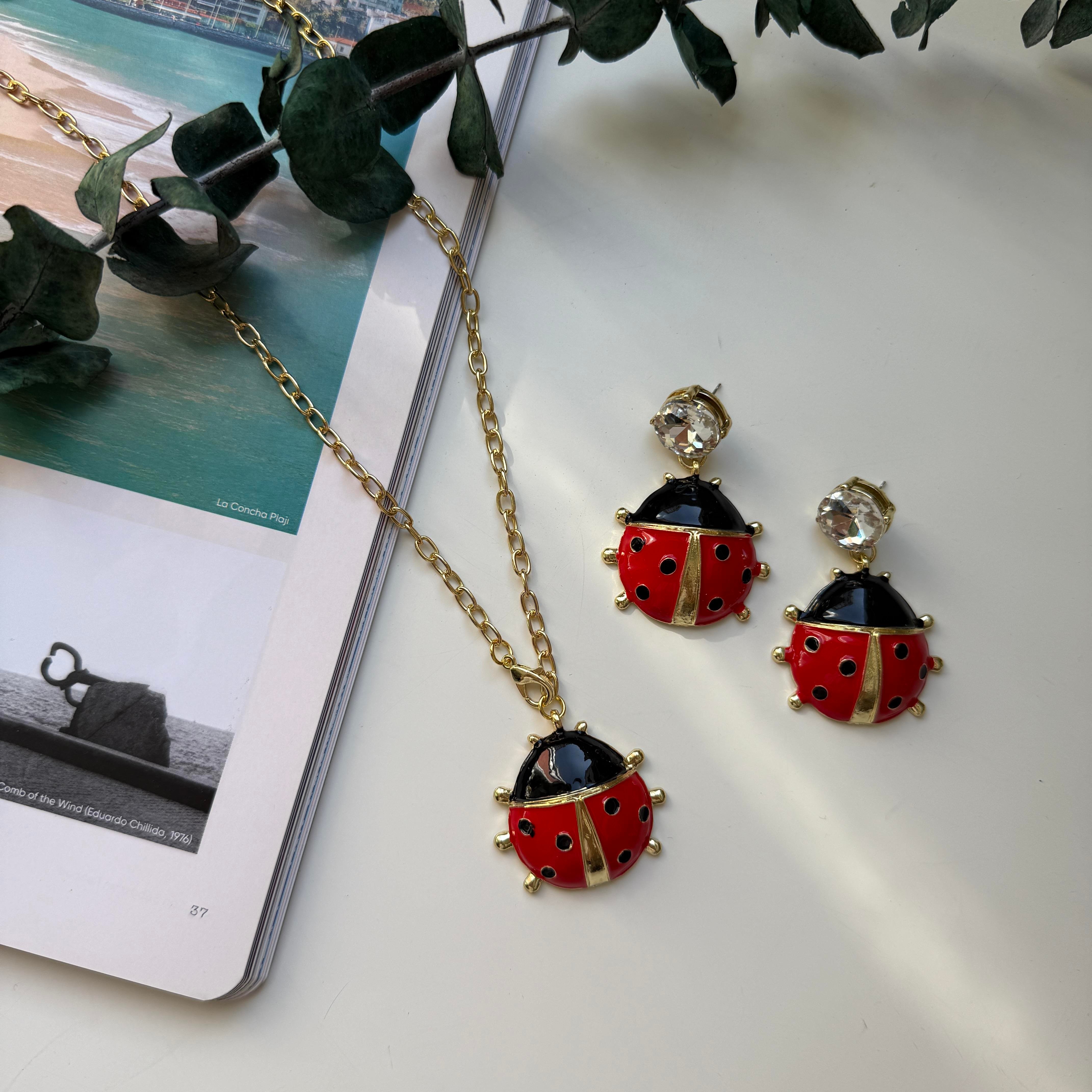 Uğur Böceği Kolye