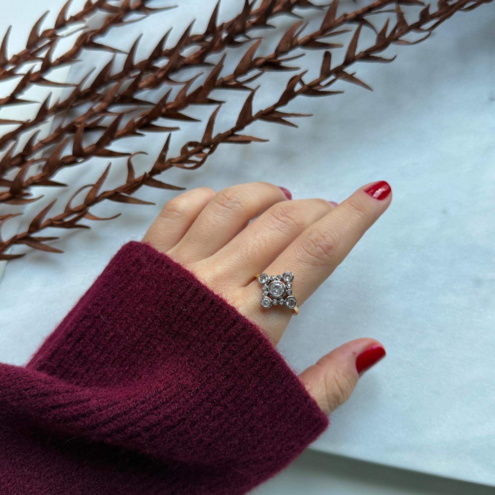 Yuvarlak Taşlı Vintage Yüzük