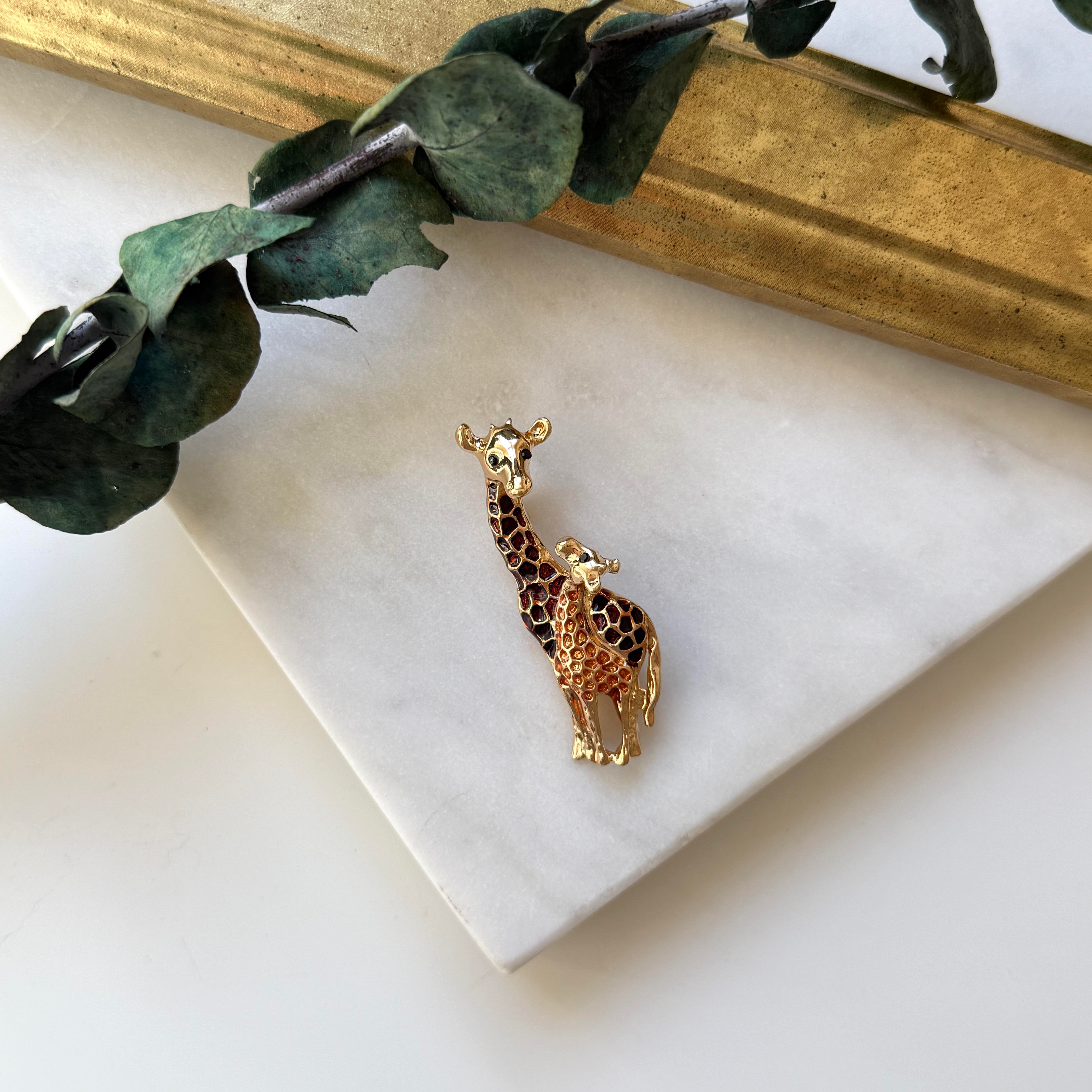 Zürafa Broş