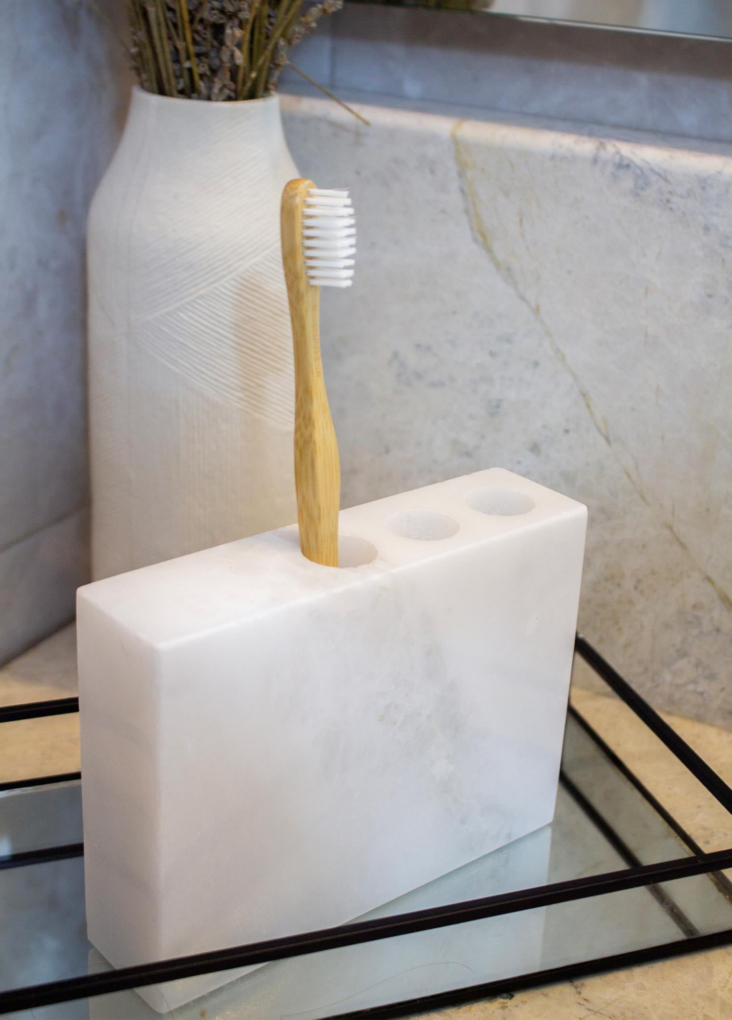 Marbella Toothbrush Holder