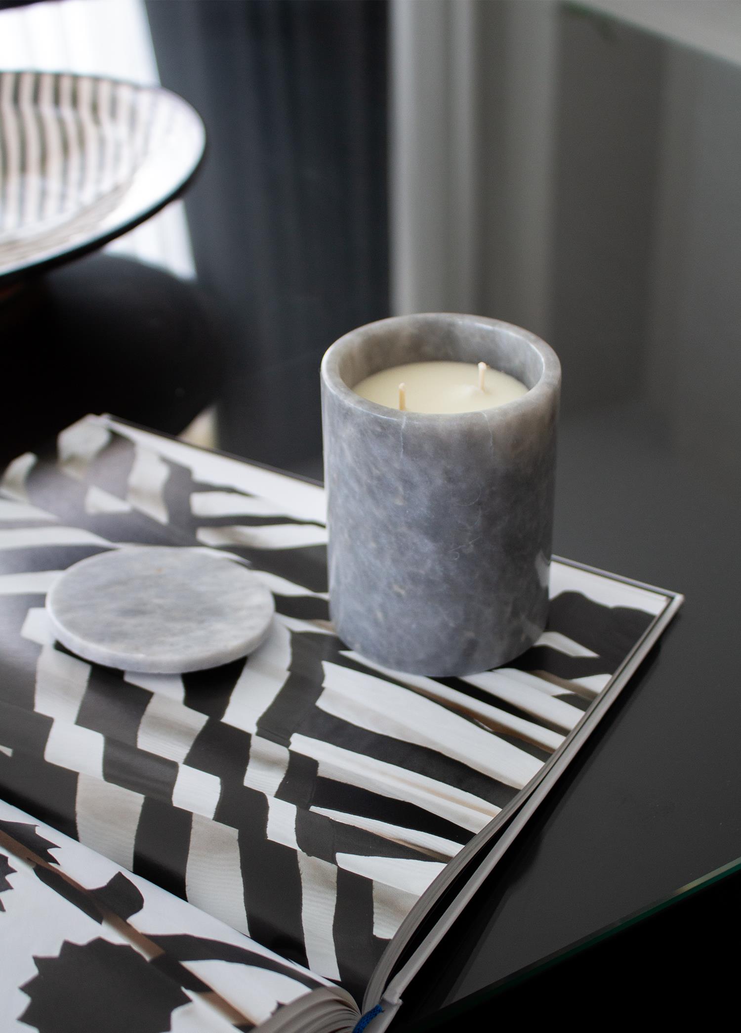 No: 11 Grey Whisper Marble Candle