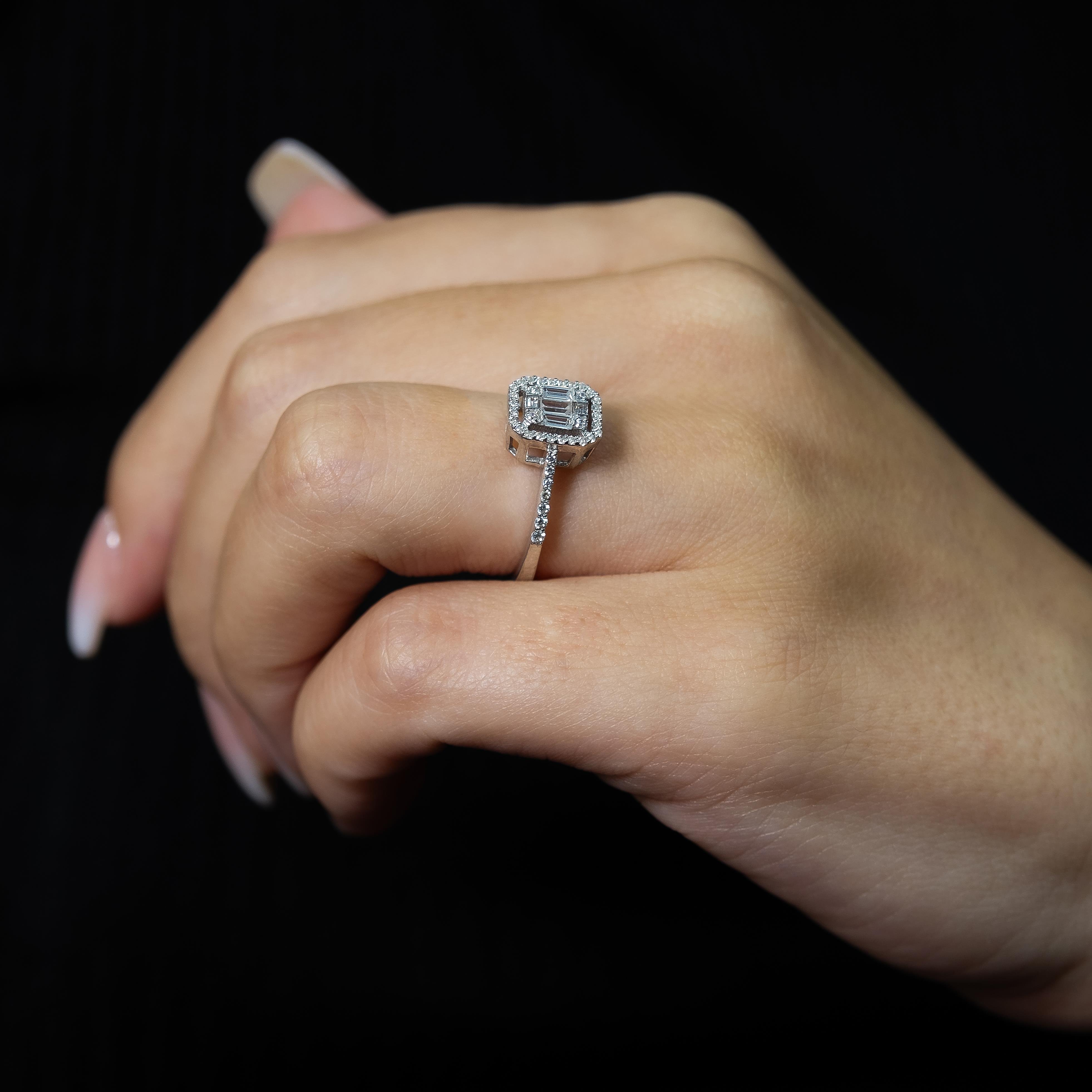 0.40 Karat Baget Pırlanta Yüzük