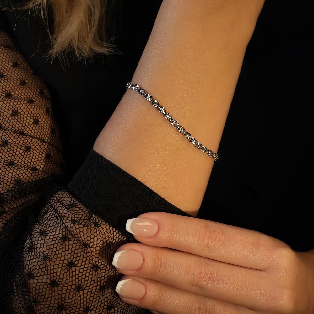 0.18 Karat Pırlanta Oval Suyolu Bileklik