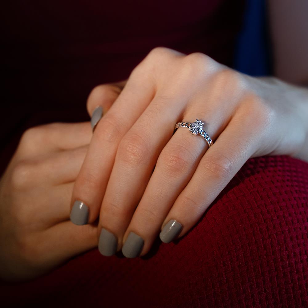 0.12 Karat Fantezi Pırlanta Yüzük