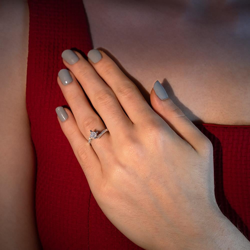 0.16 Karat Fantezi Pırlanta Yüzük