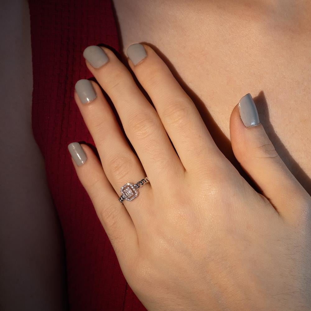 0.18 Karat Baget Pırlanta Yüzük