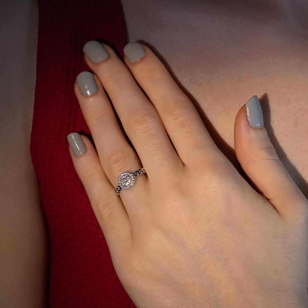 0.28 Karat Fantezi Pırlanta Yüzük