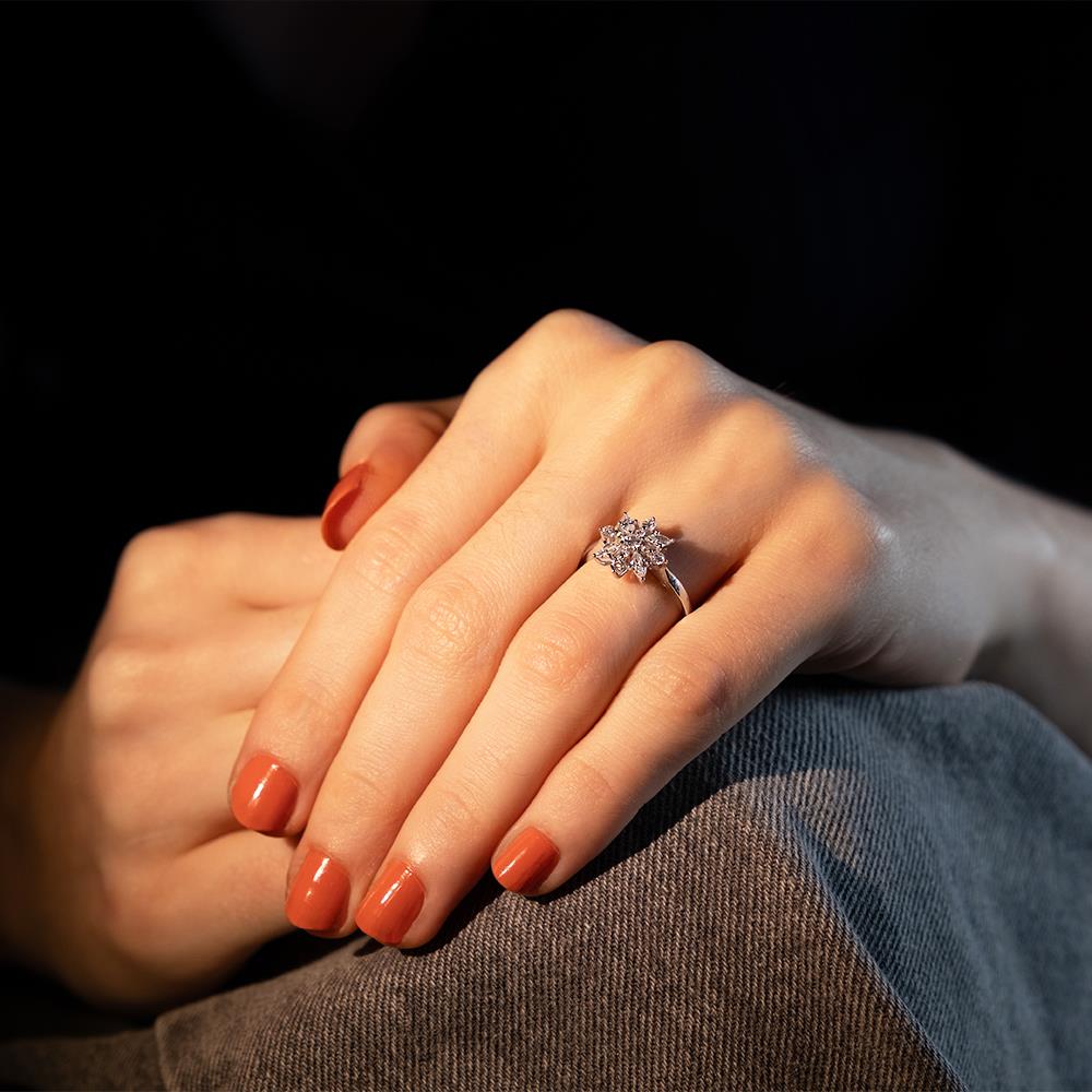 0.64 Karat Pırlanta Fantezi Kar Tanesi Yüzük