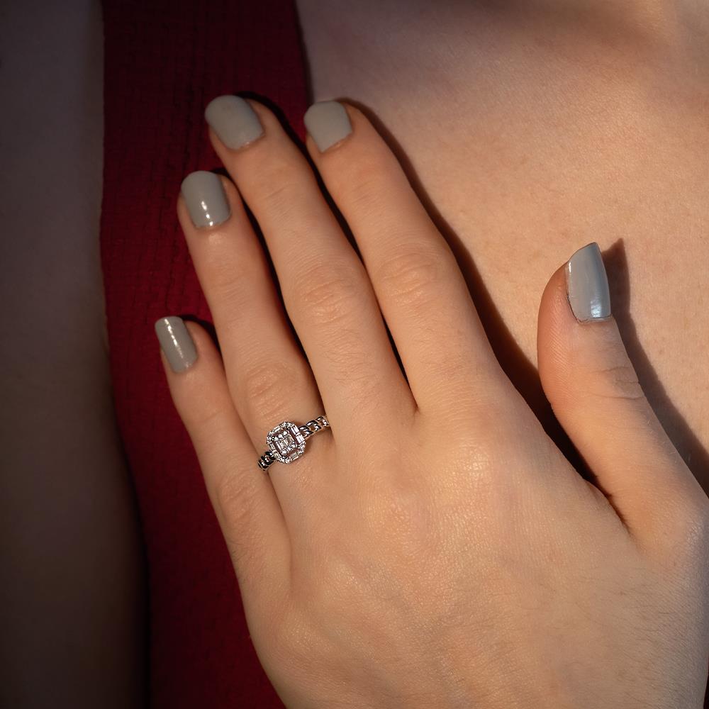 0.25 Karat Baget Pırlanta Yüzük