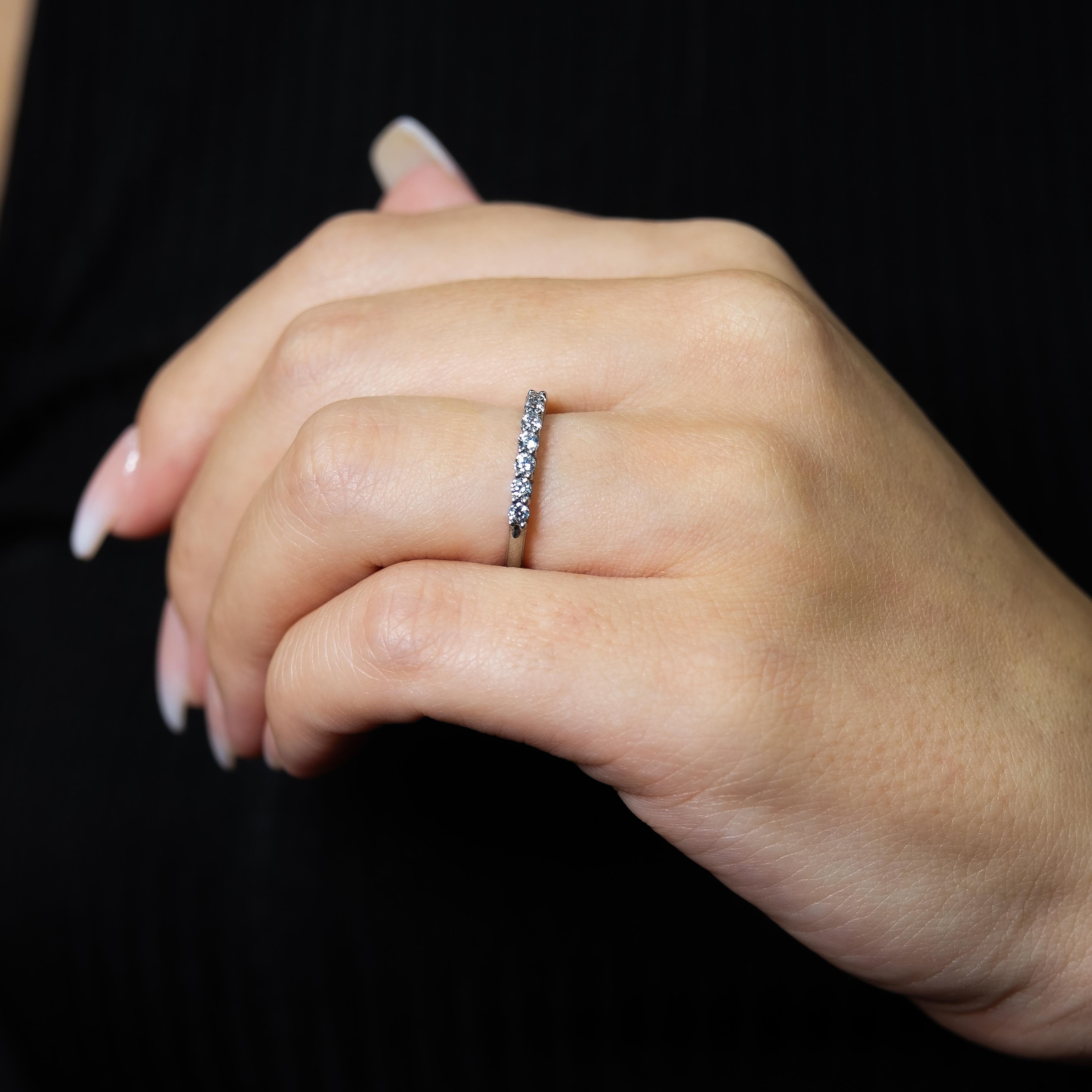 0.40 Karat Yarımtur Pırlanta Yüzük