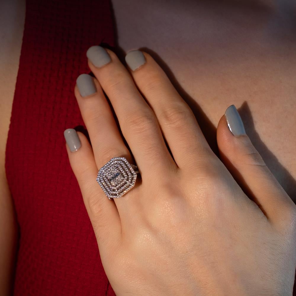 1.07 Karat Baget Pırlanta Yüzük