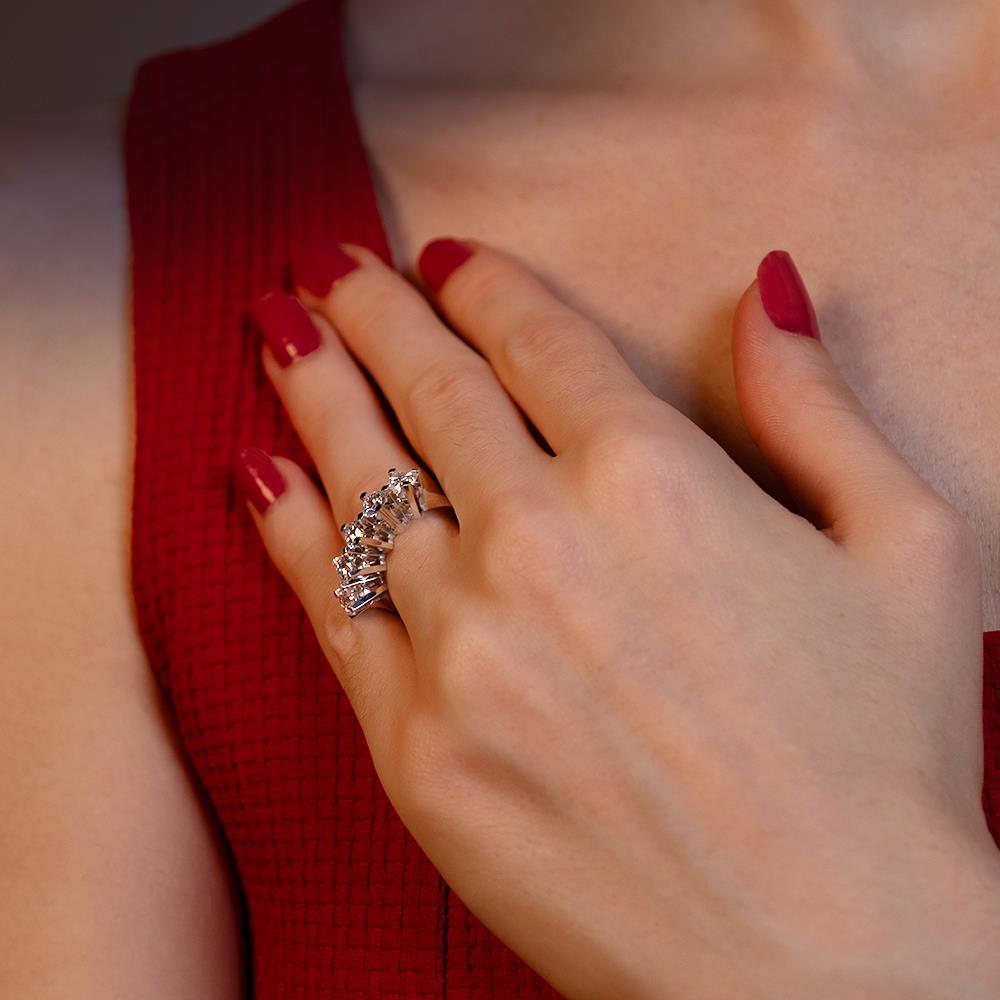 E Renk 1.25 Karat Pırlanta Beştaş Yüzük