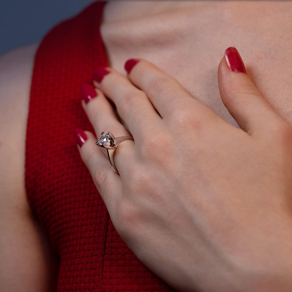 F Renk 0.90 Karat Pırlanta Tektaş Yüzük