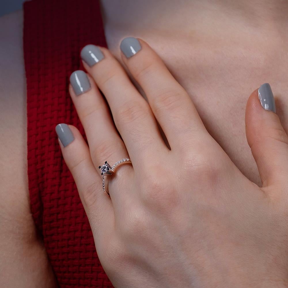 F Renk 0.20 Karat Pırlanta Tektaş Yüzük